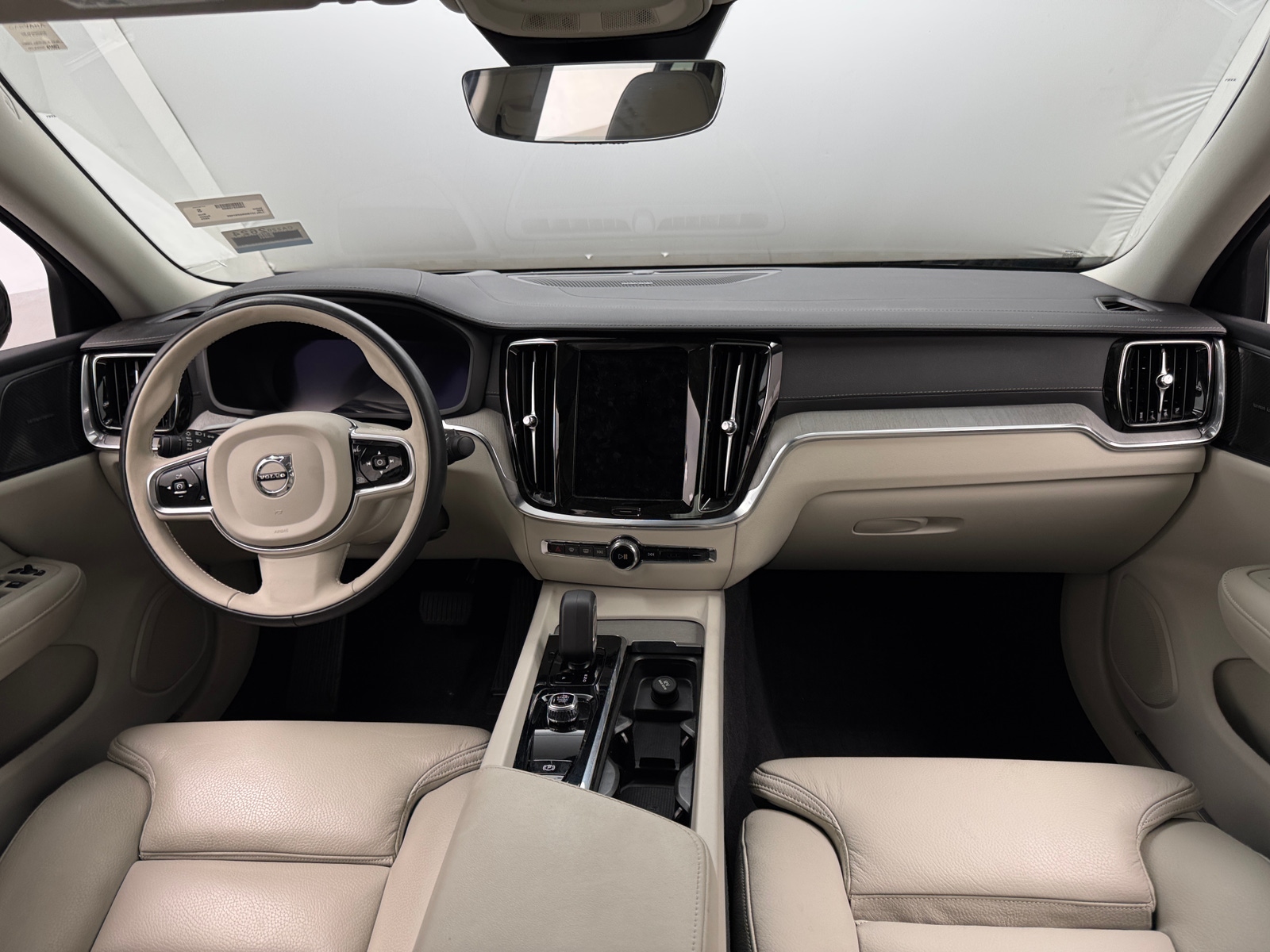 Thumbnail: 2024 Volvo S60 - 2