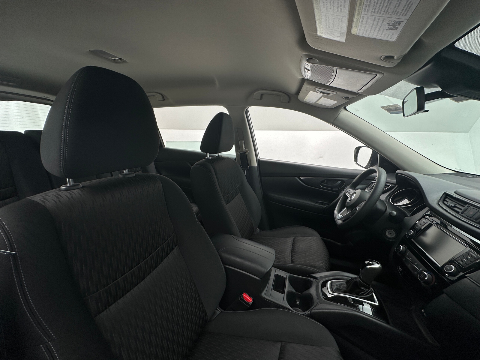 Thumbnail: 2019 Nissan Rogue - 2