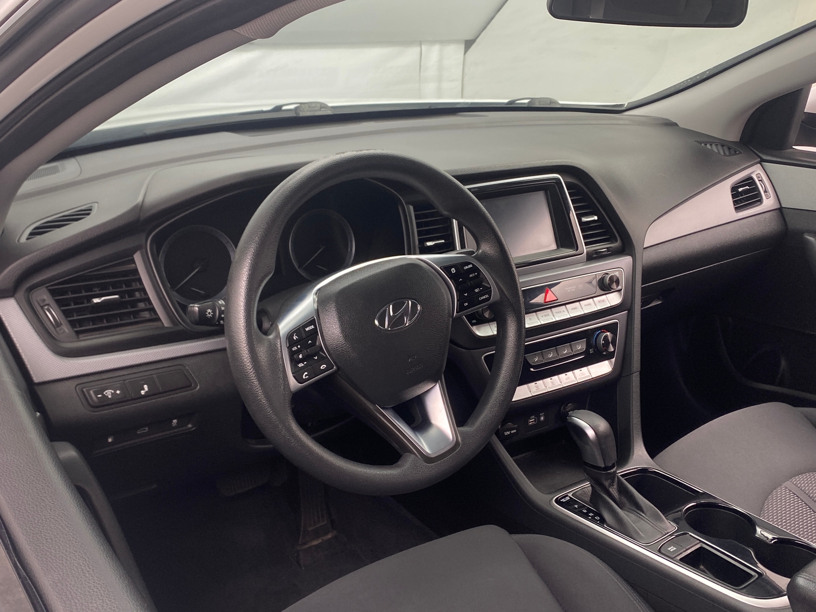Thumbnail: 2019 Hyundai Sonata - 3