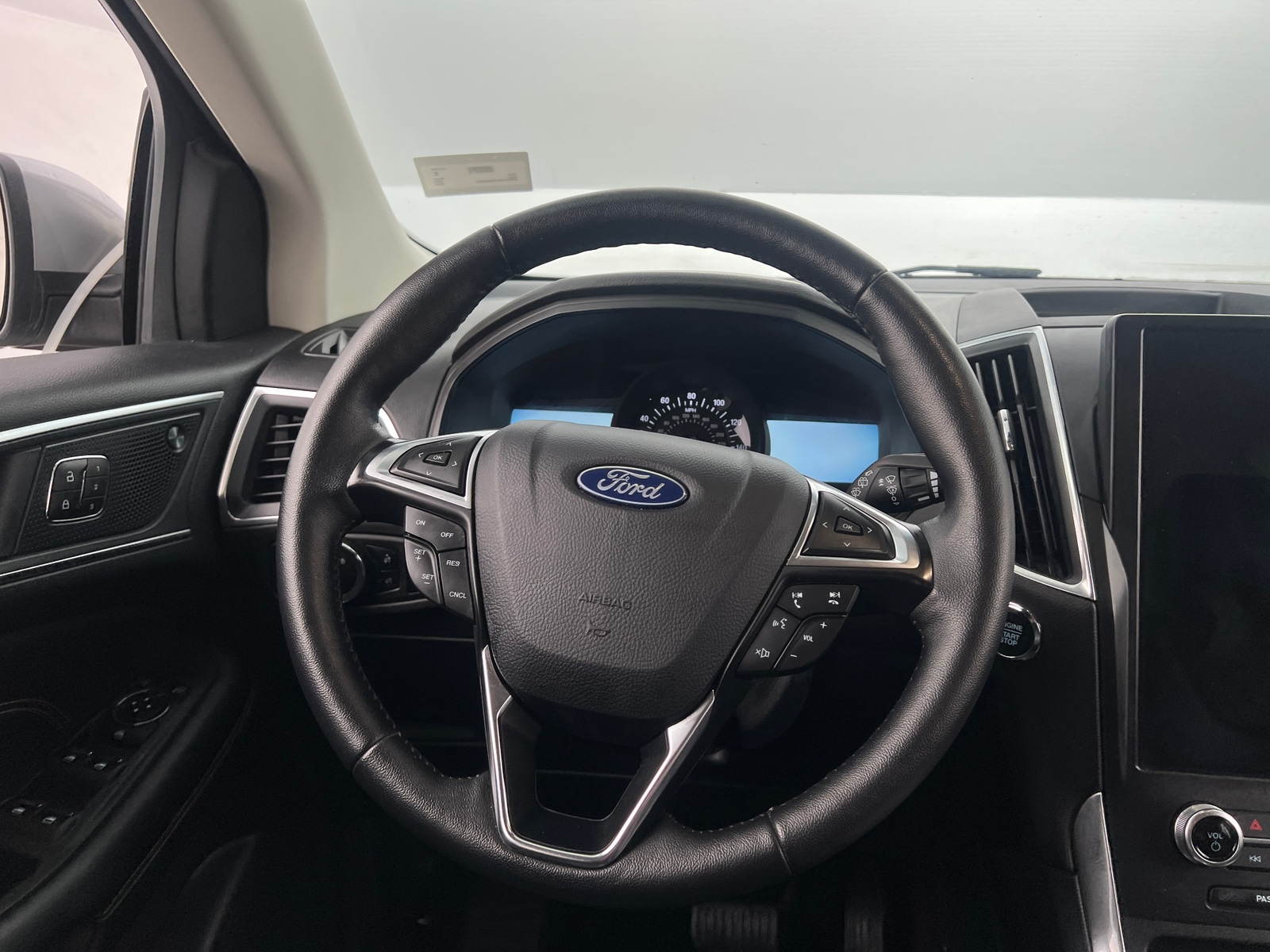 Thumbnail: 2024 Ford Edge - 5