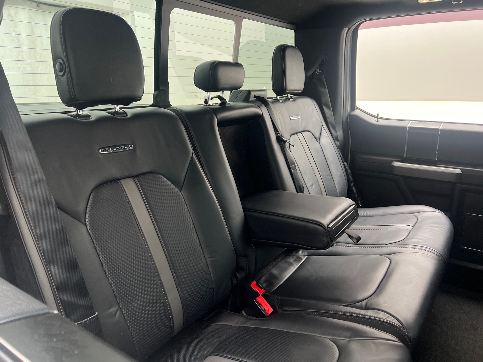 Thumbnail: 2019 Ford Econoline - 5