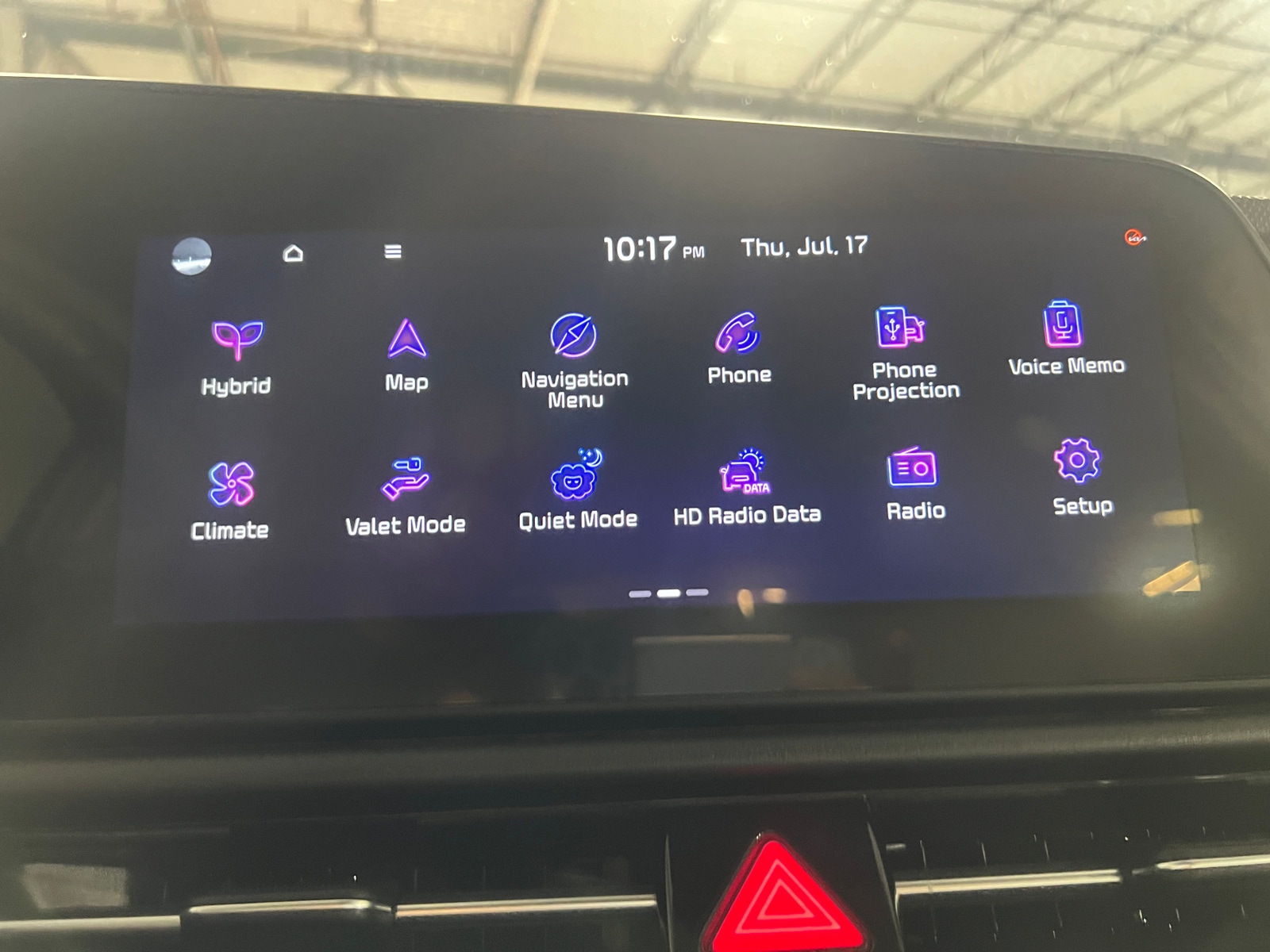 Thumbnail: 2023 Kia Niro - 4
