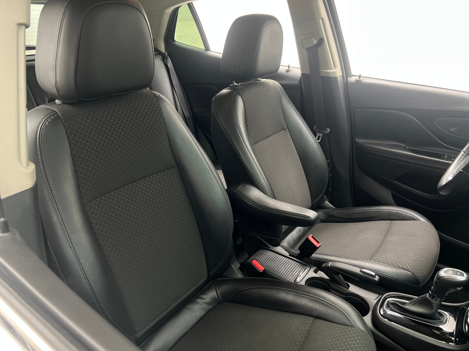 Thumbnail: 2019 Buick Encore - 2