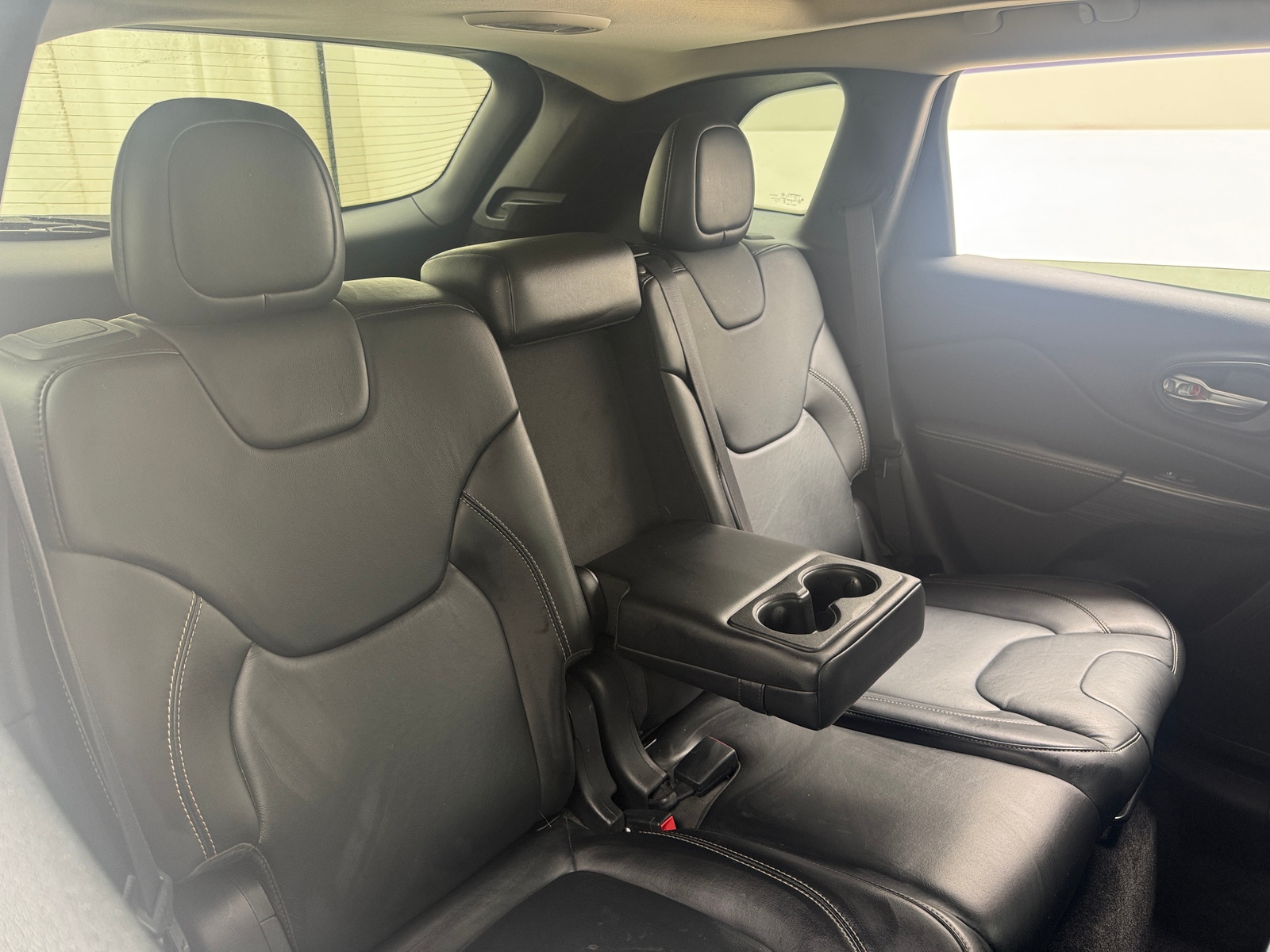 Thumbnail: 2015 Jeep Cherokee - 5