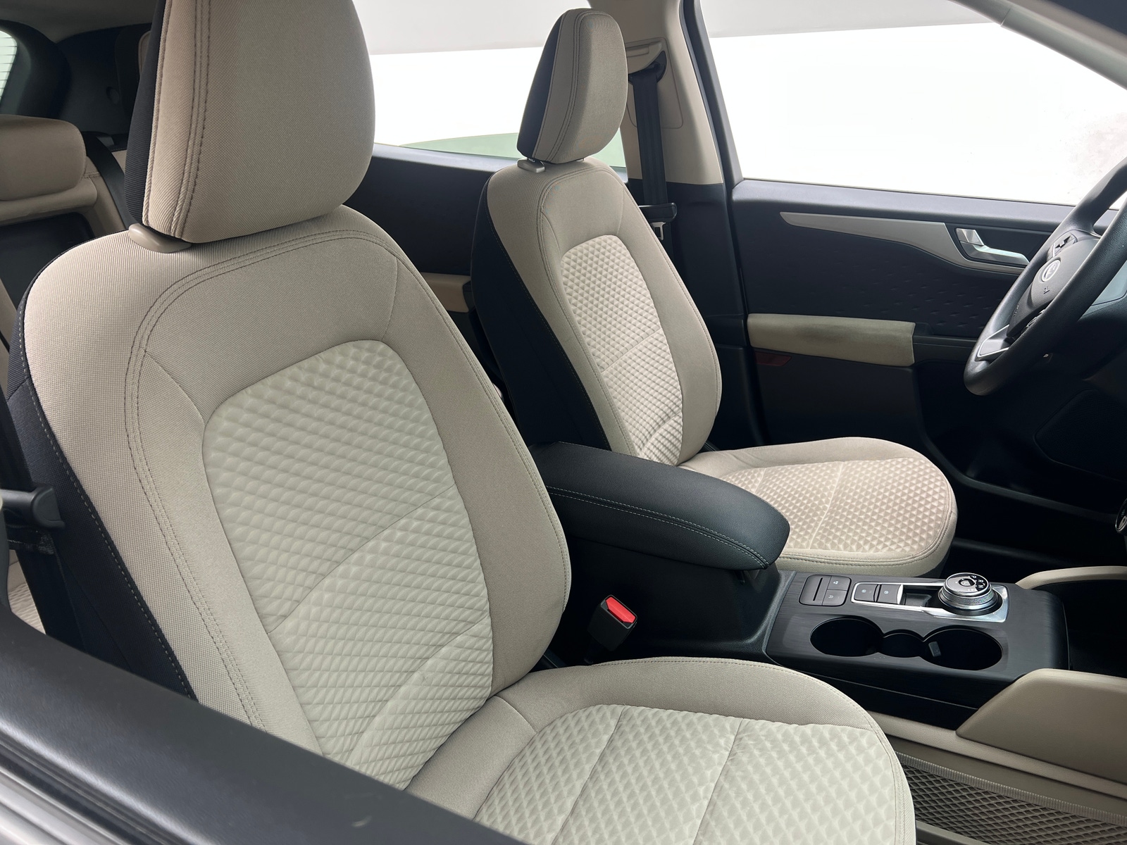 Thumbnail: 2020 Ford Escape - 2