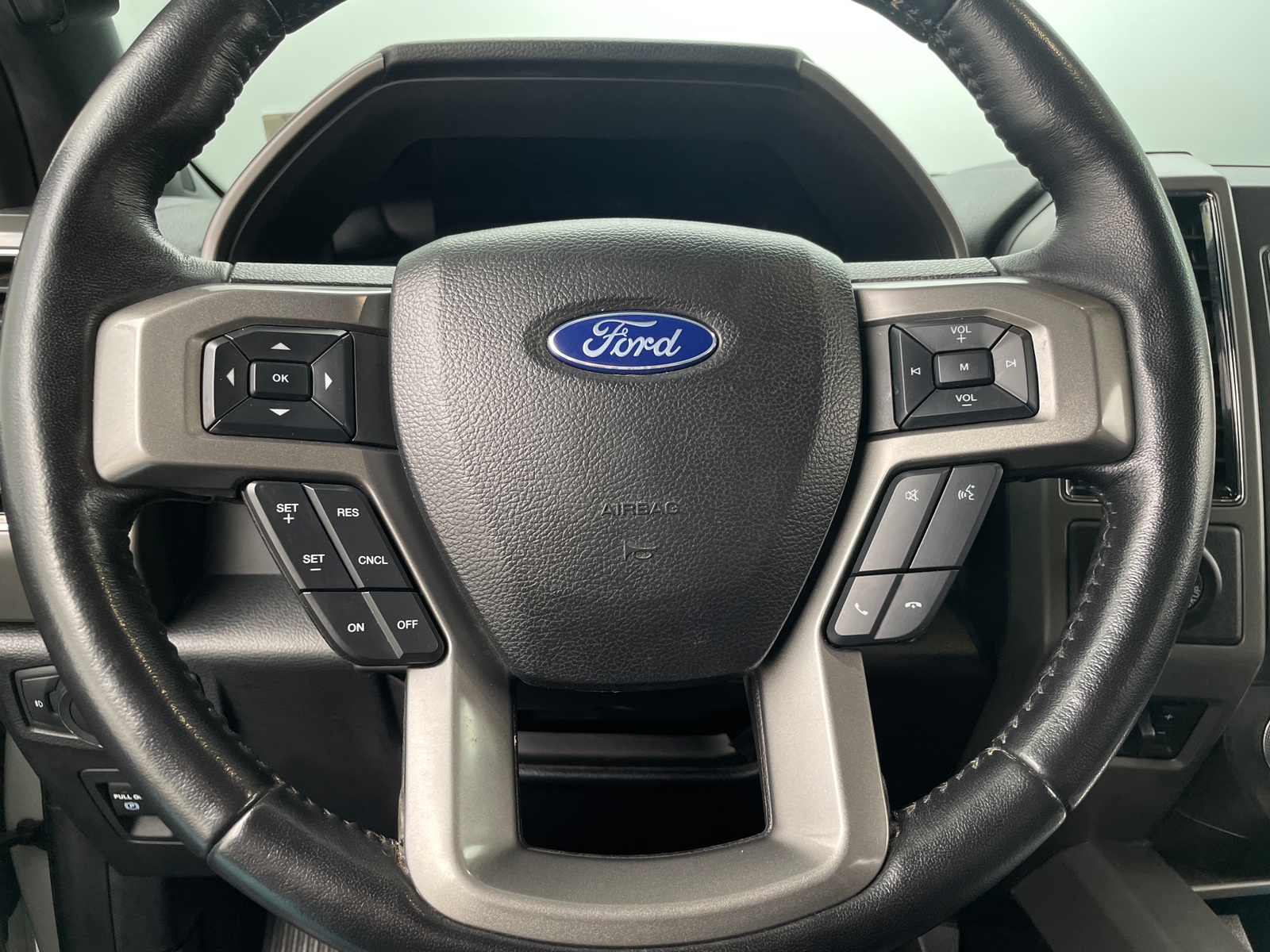 Thumbnail: 2021 Ford Expedition - 5