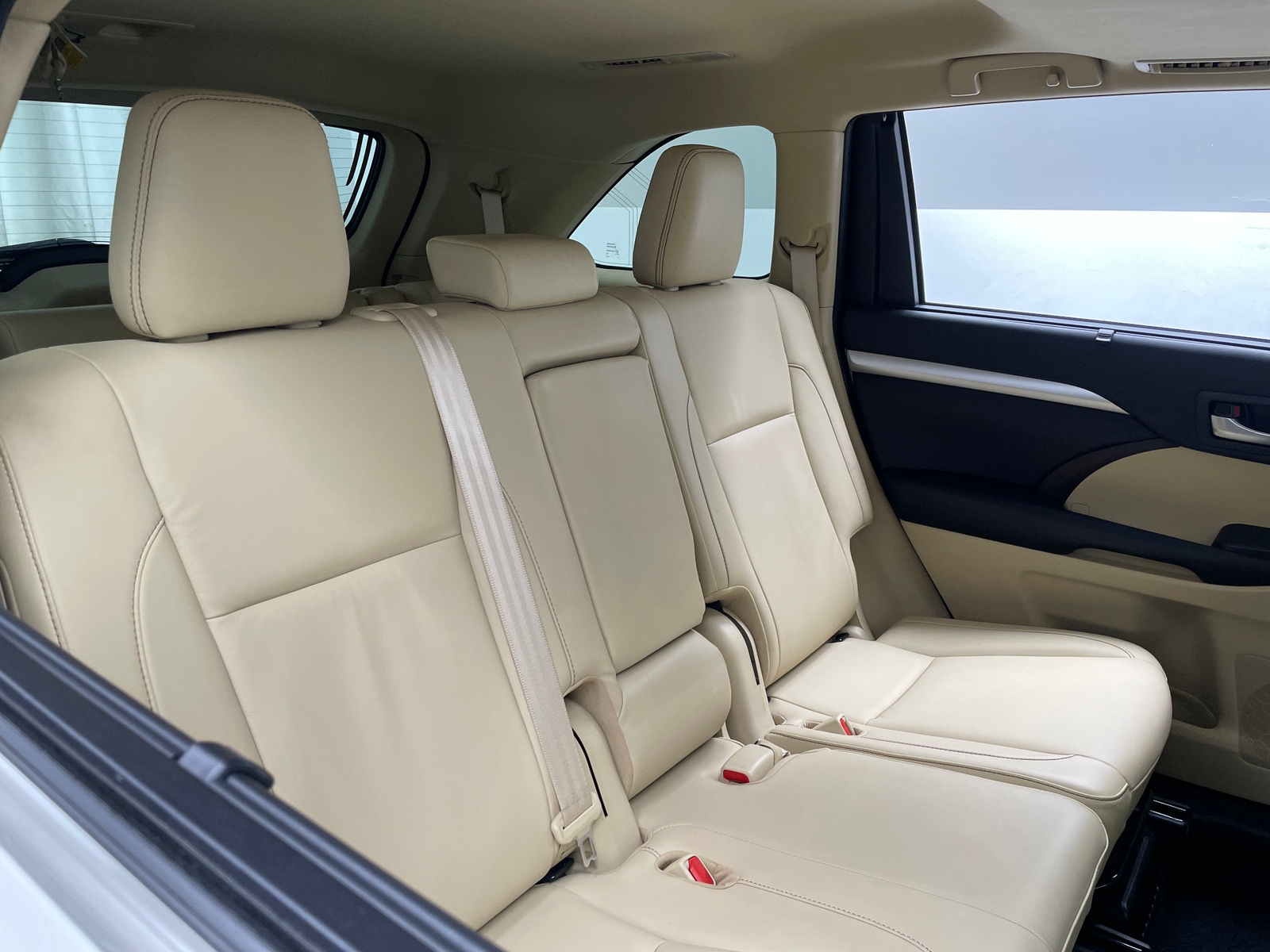 Thumbnail: 2019 Toyota Highlander - 5