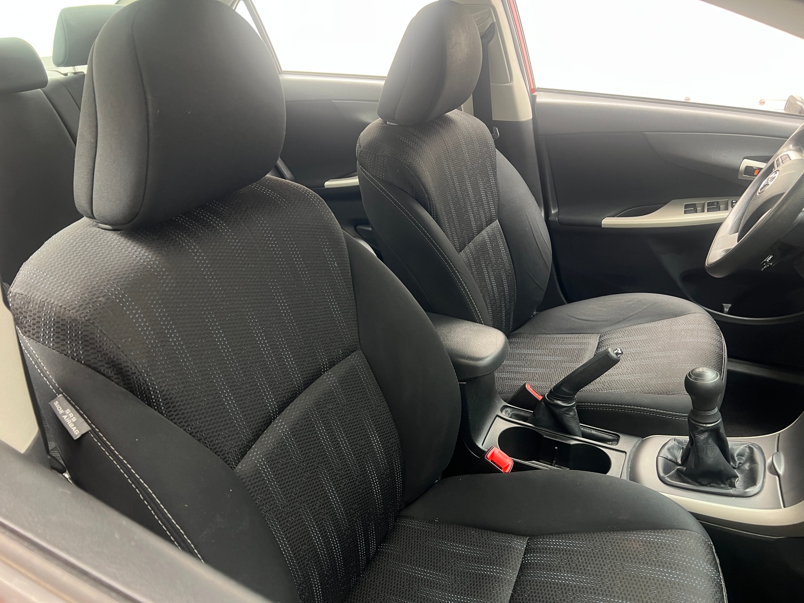 Thumbnail: 2013 Toyota Corolla - 2