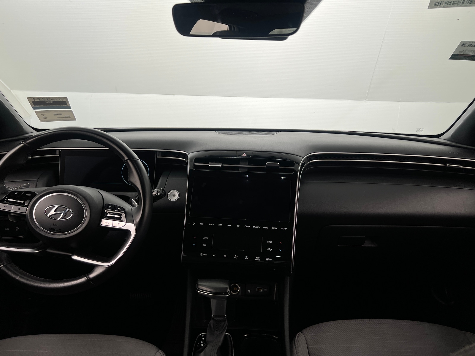 Thumbnail: 2023 Hyundai Santa Cruz - 3