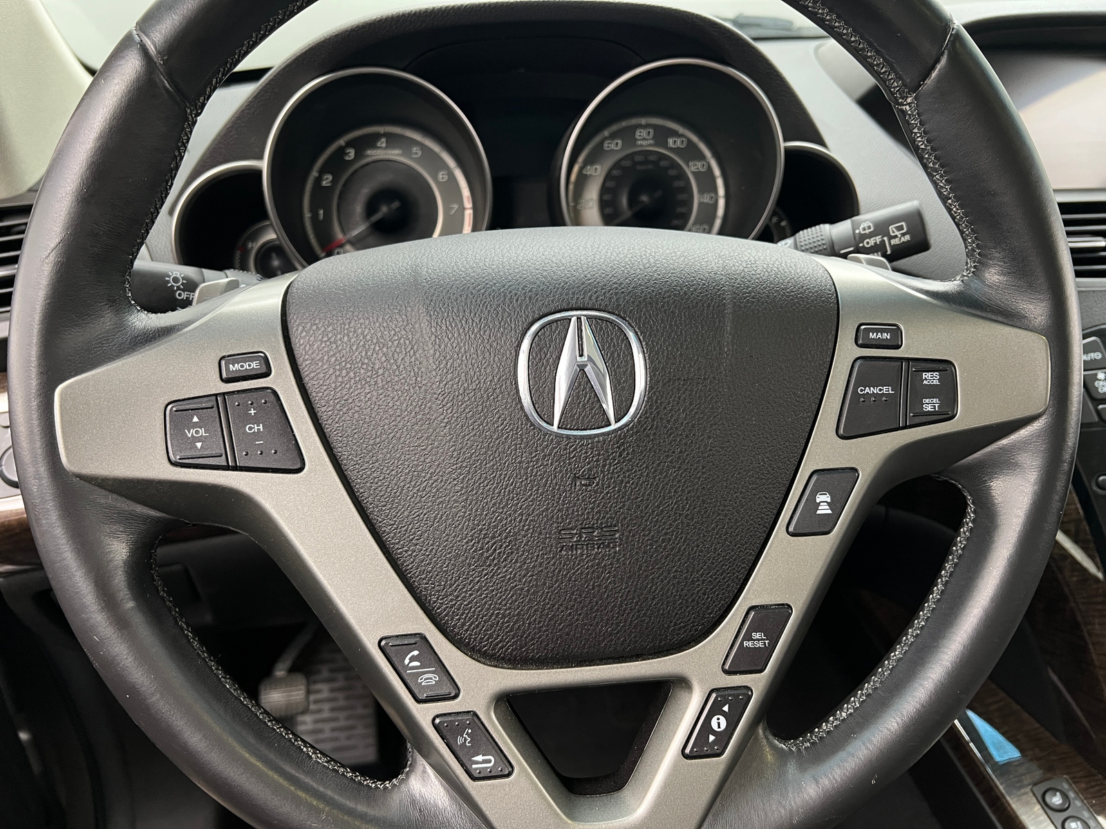 Thumbnail: 2011 Acura MDX - 4