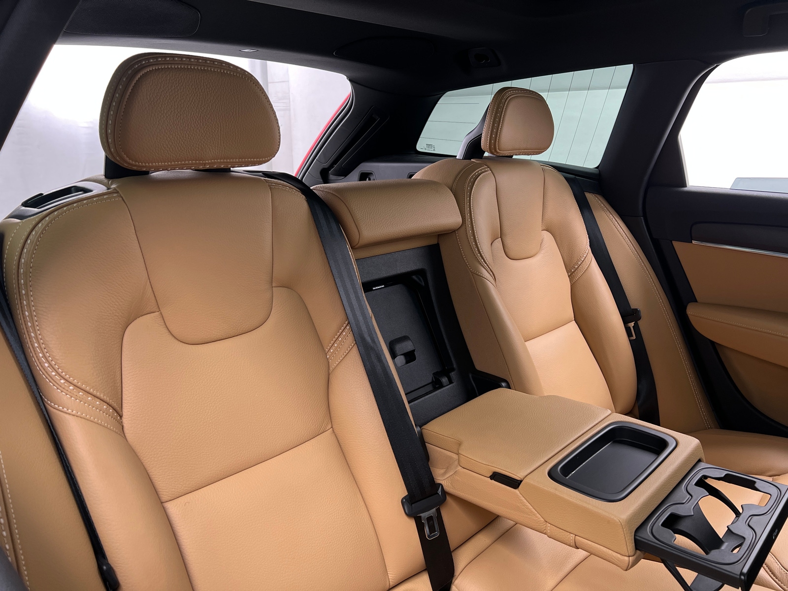 Thumbnail: 2018 Volvo V90 - 5