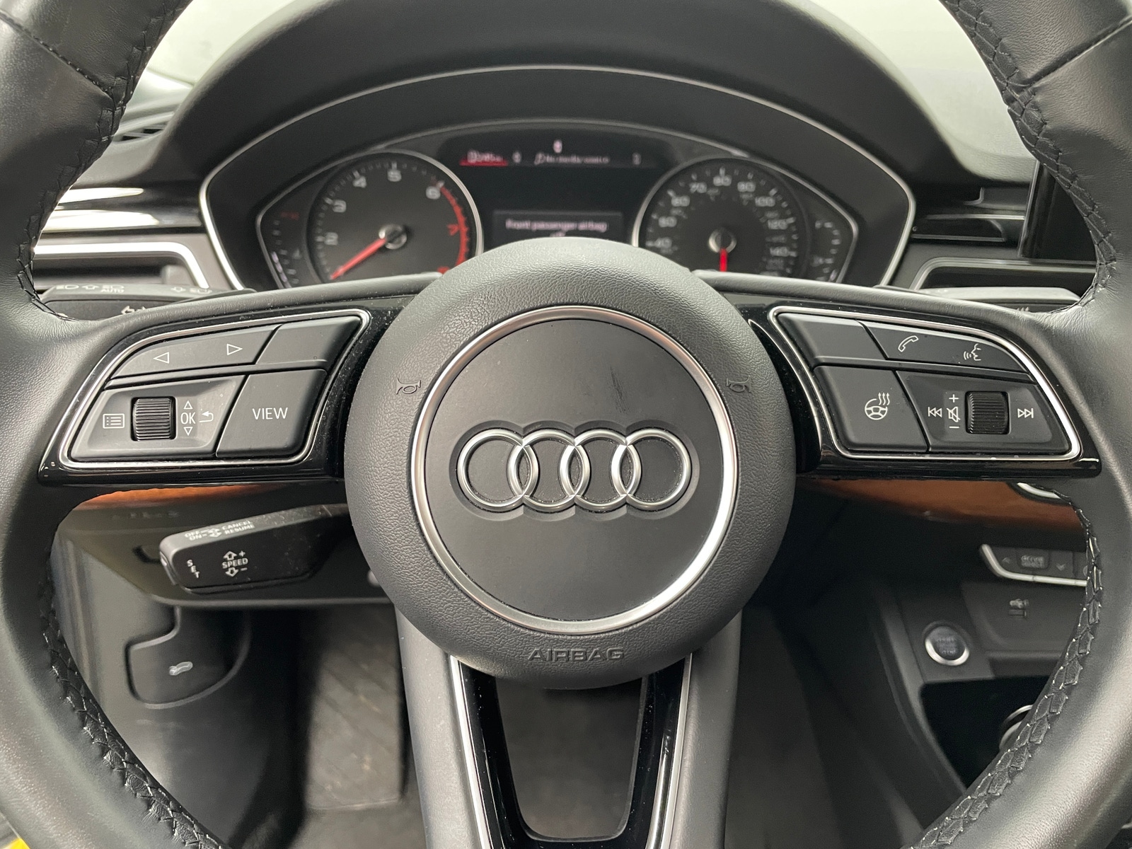 Thumbnail: 2022 Audi A4 - 4