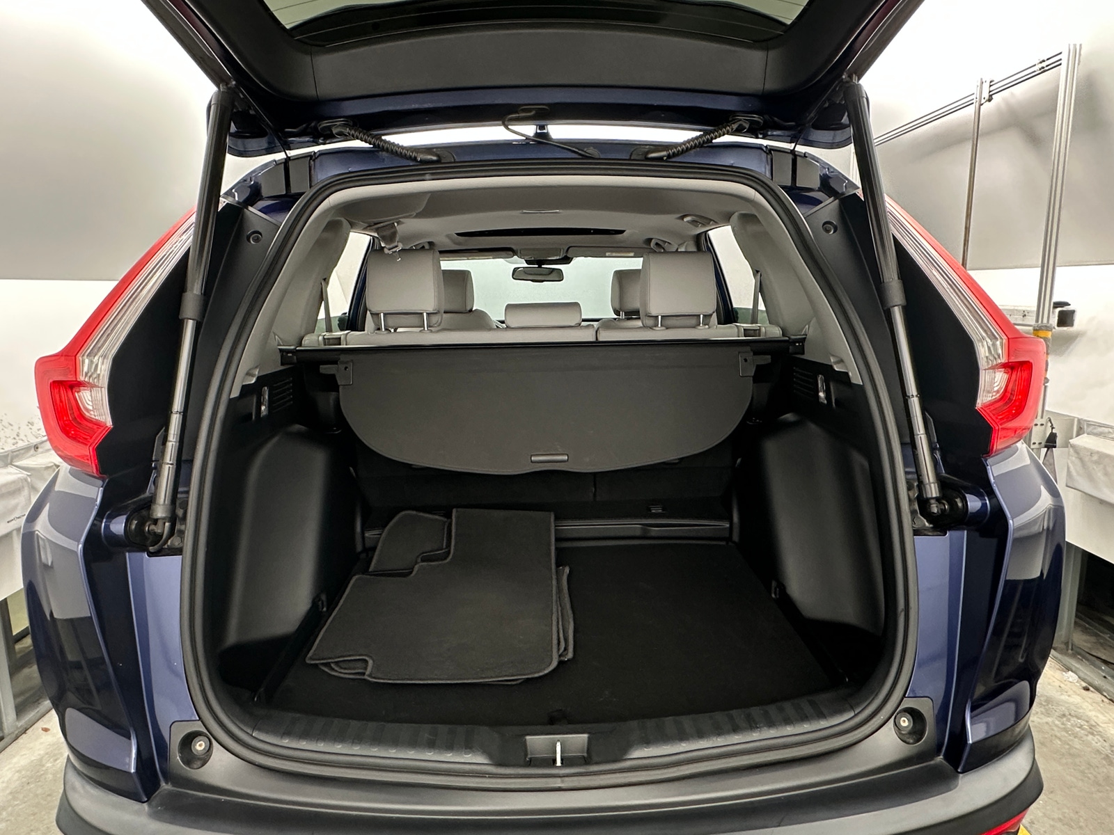 Thumbnail: 2017 Honda CR-V - 6