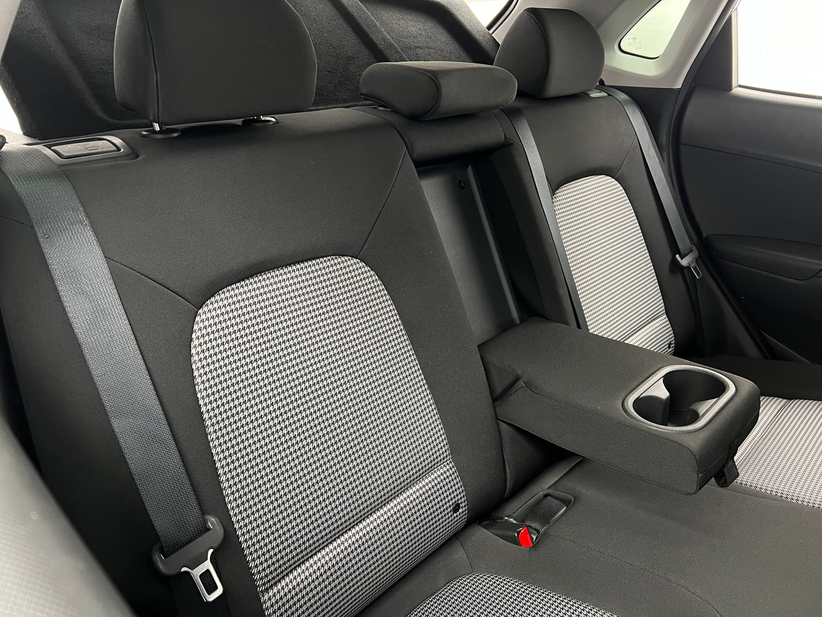 Thumbnail: 2019 Hyundai Kona - 6