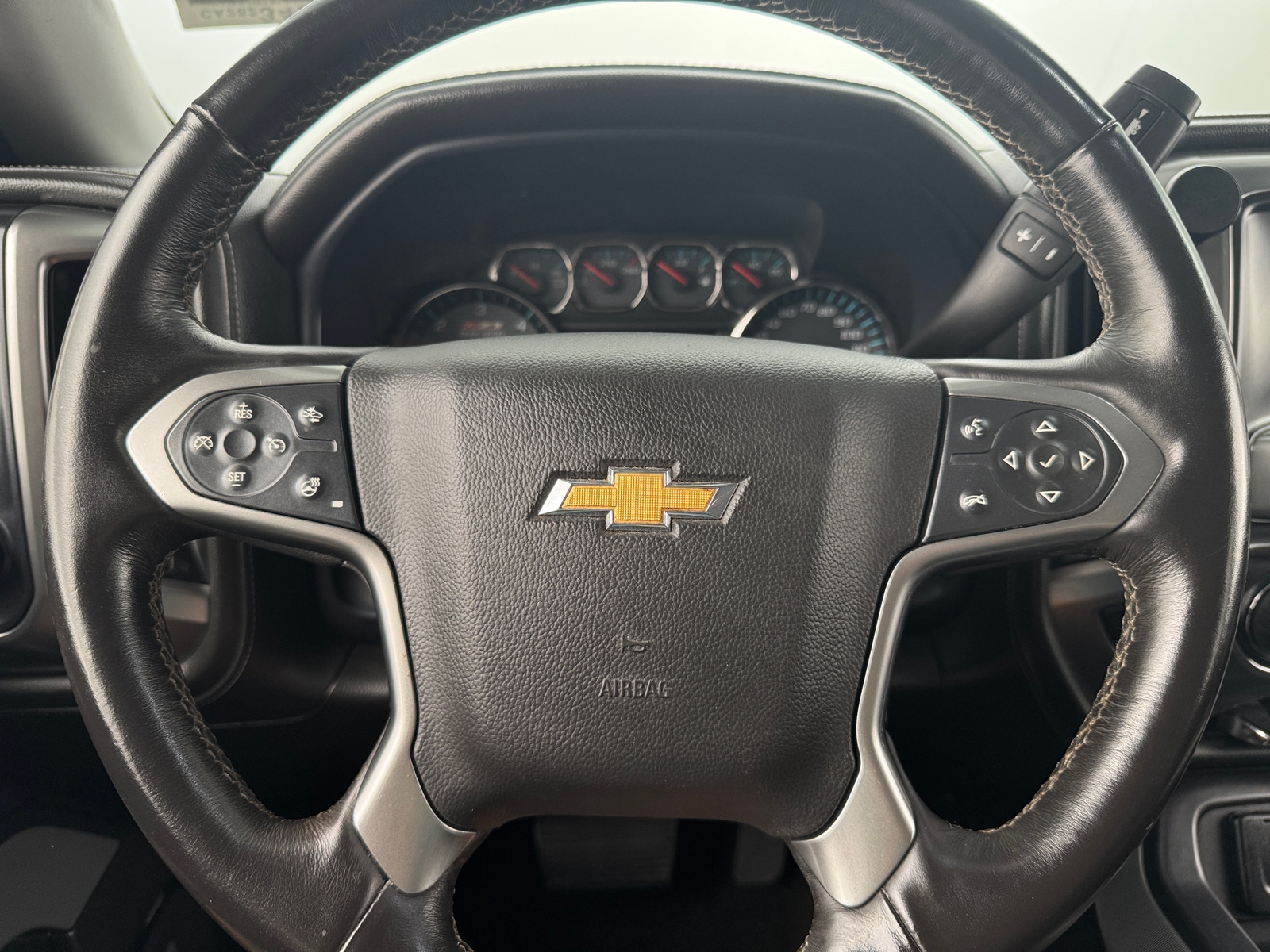 Thumbnail: 2015 Chevrolet Silverado 1500 - 4