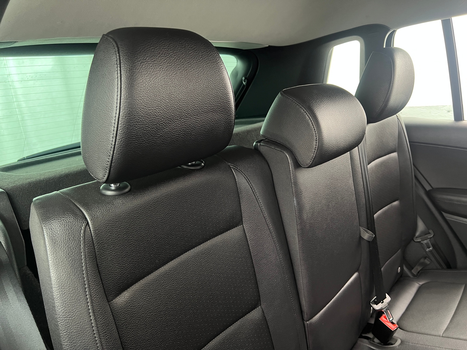 Thumbnail: 2016 Volkswagen Tiguan - 6