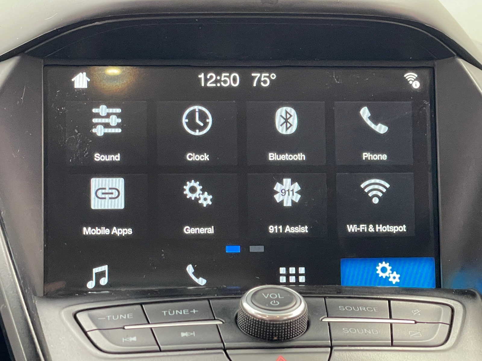 Thumbnail: 2019 Ford Escape - 4