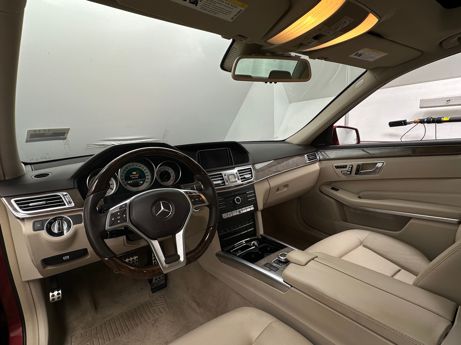 Thumbnail: 2016 Mercedes-Benz E-Class - 2
