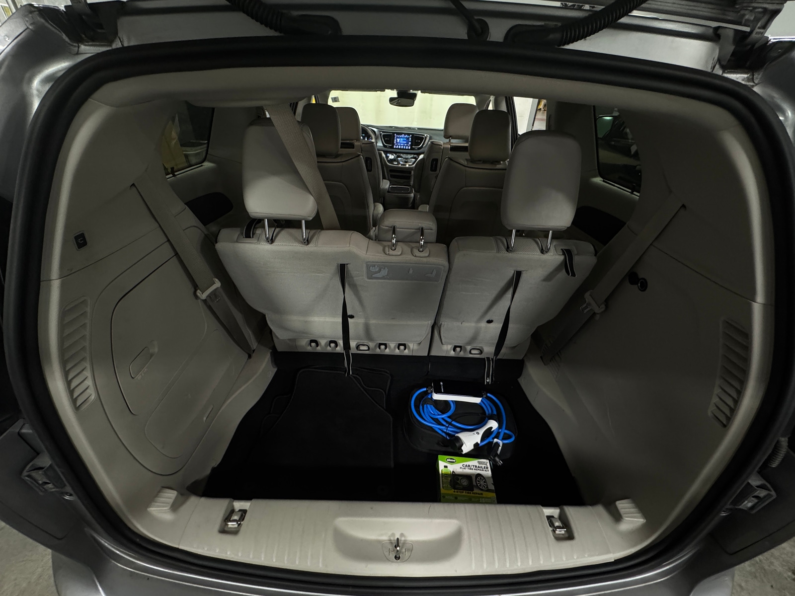 Thumbnail: 2019 Chrysler Pacifica - 6