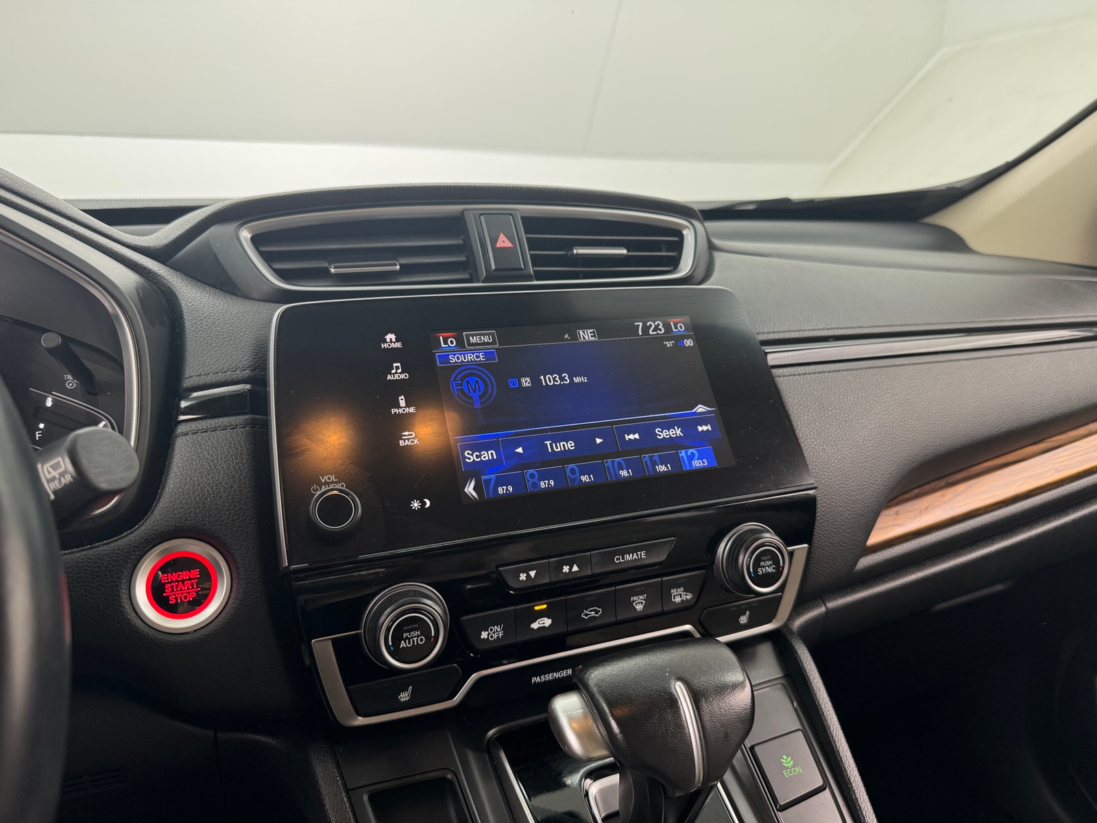 Thumbnail: 2018 Honda CR-V - 3