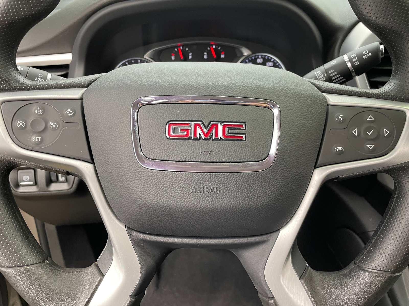 Thumbnail: 2023 GMC Acadia - 5