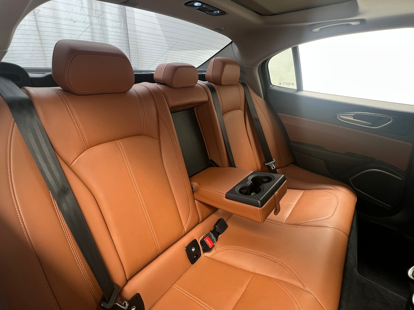 Thumbnail: 2019 Alfa Romeo Giulia - 5