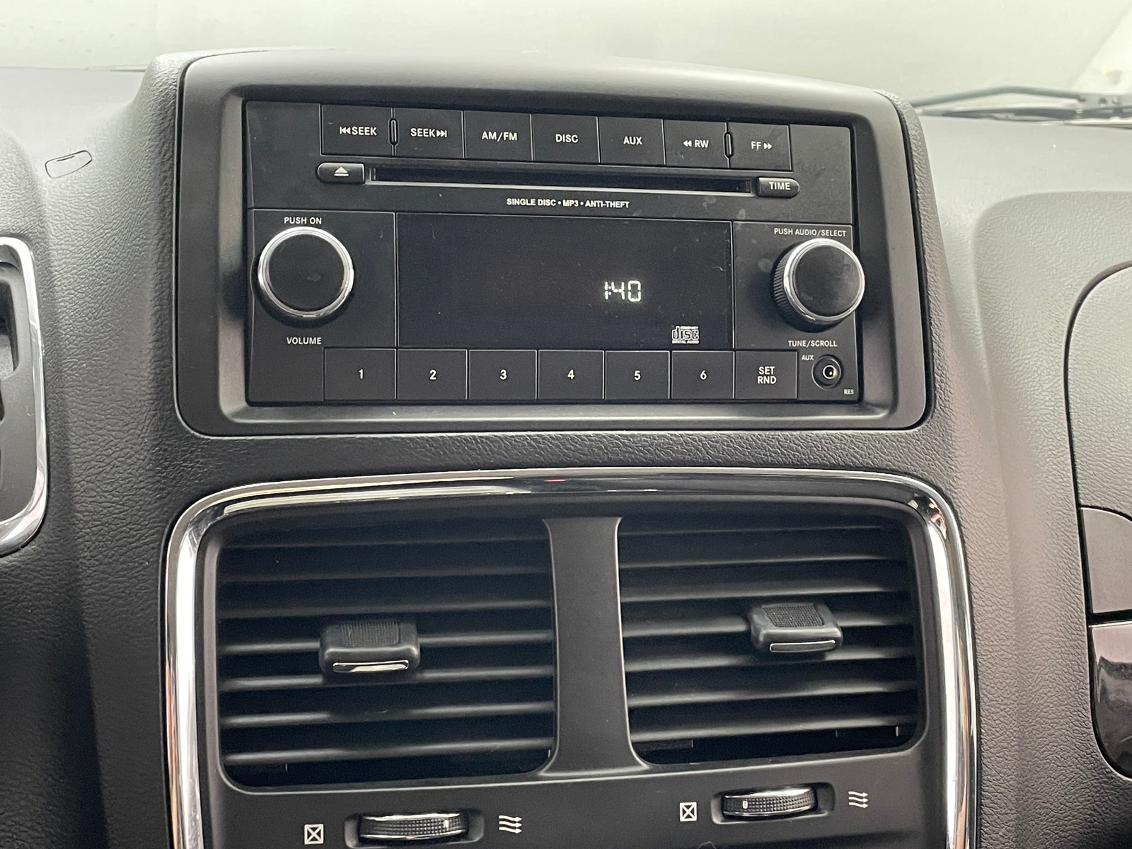 Thumbnail: 2016 Dodge Grand Caravan - 4