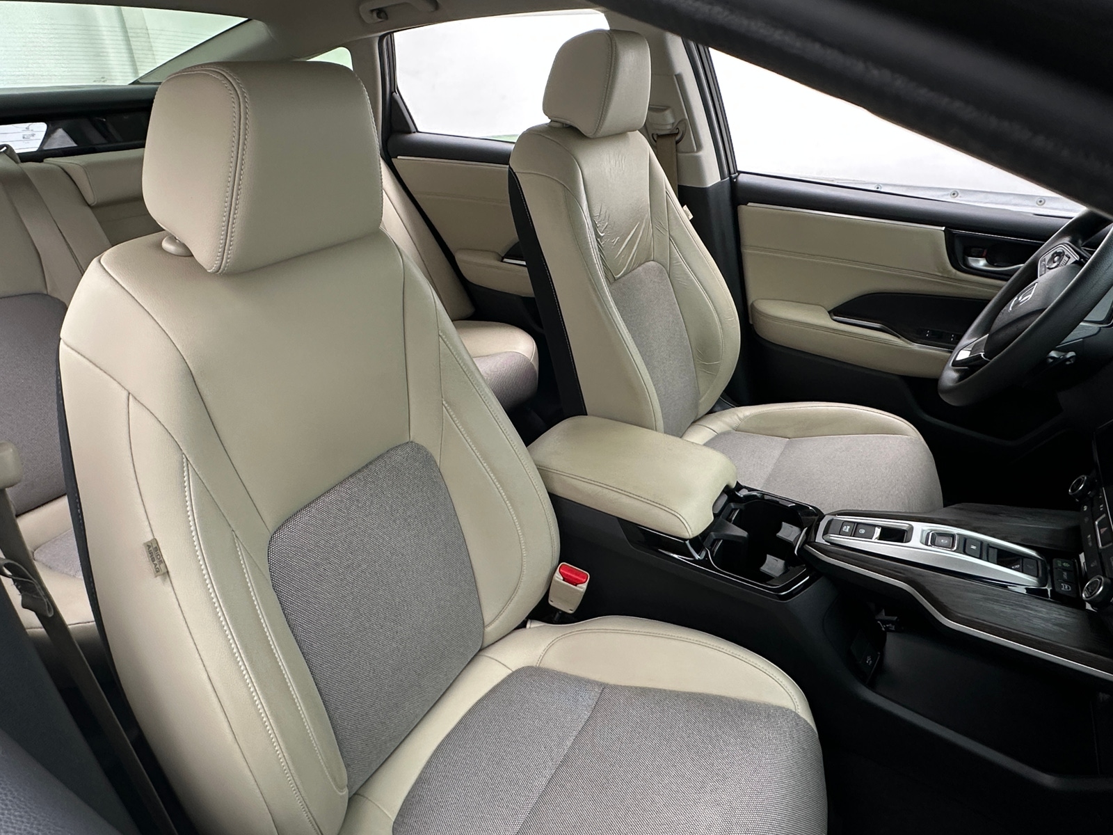 Thumbnail: 2018 Honda Clarity - 2