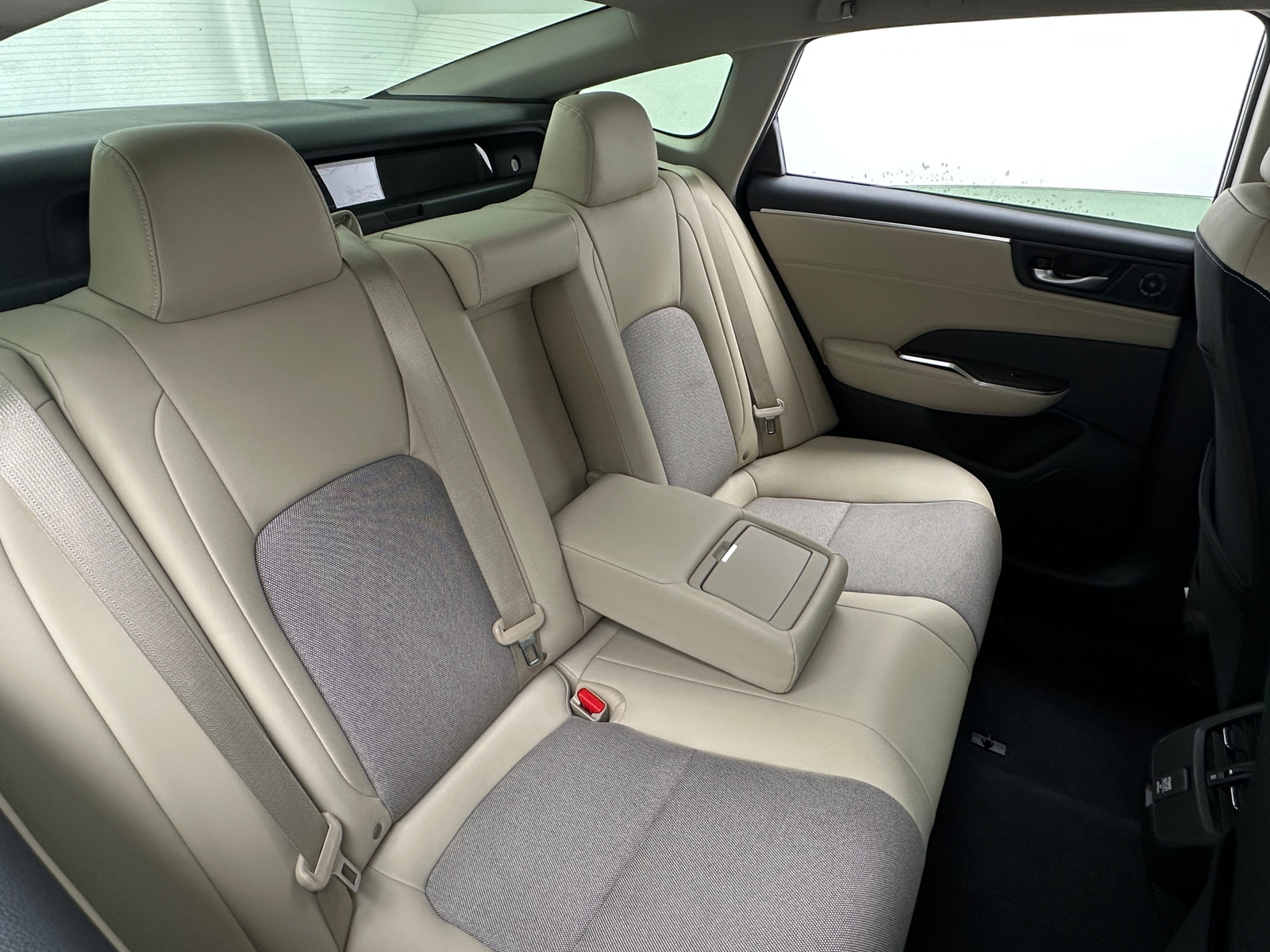 Thumbnail: 2018 Honda Clarity - 6