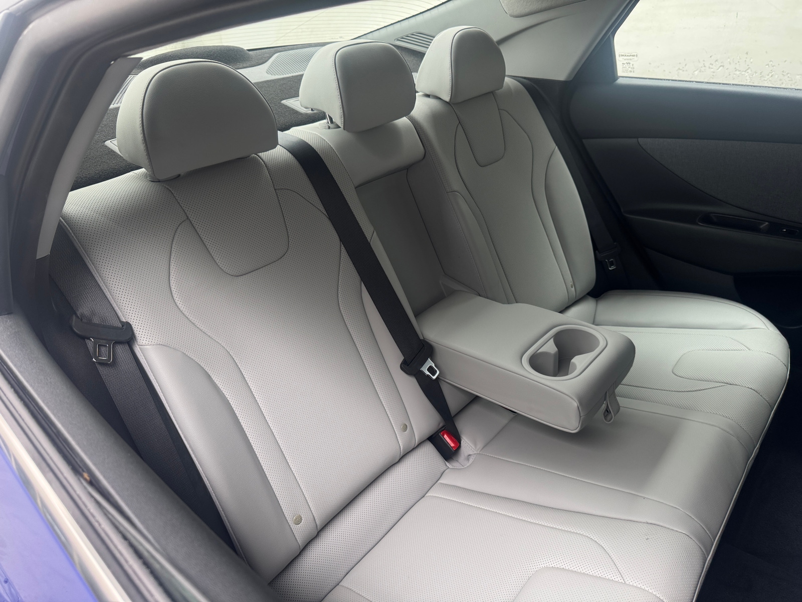 Thumbnail: 2022 Hyundai Elantra - 5
