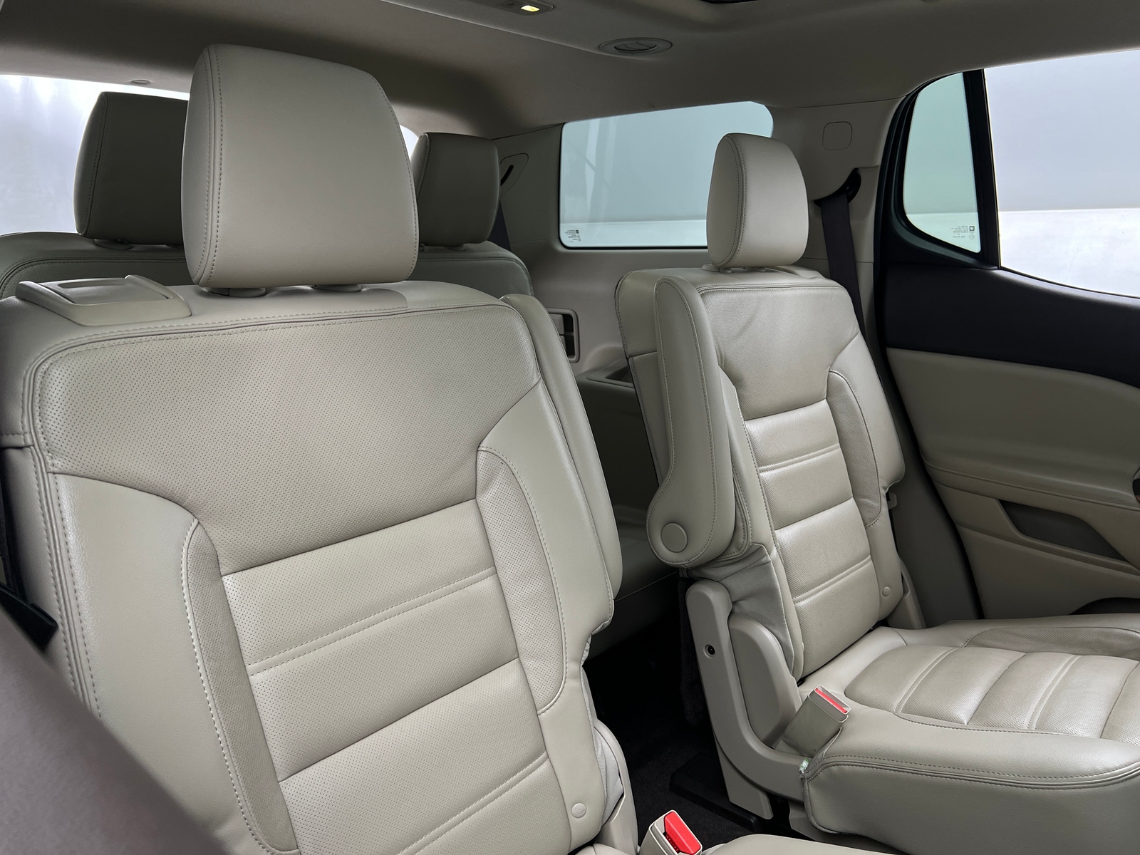Thumbnail: 2017 GMC Acadia - 6