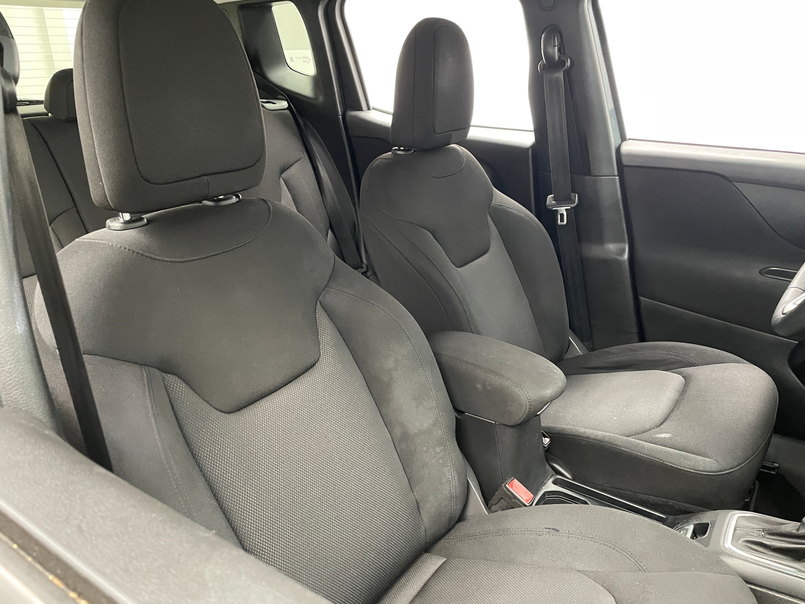 Thumbnail: 2018 Jeep Renegade - 2