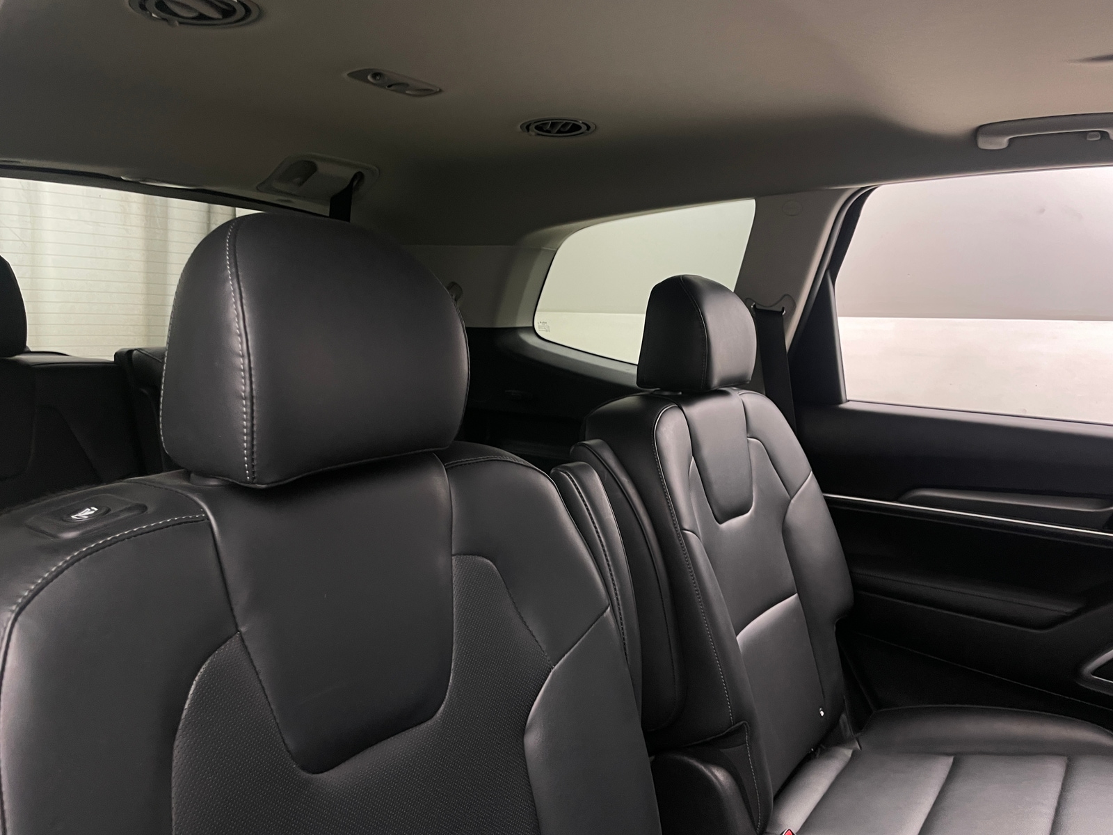 Thumbnail: 2022 Kia Telluride - 6