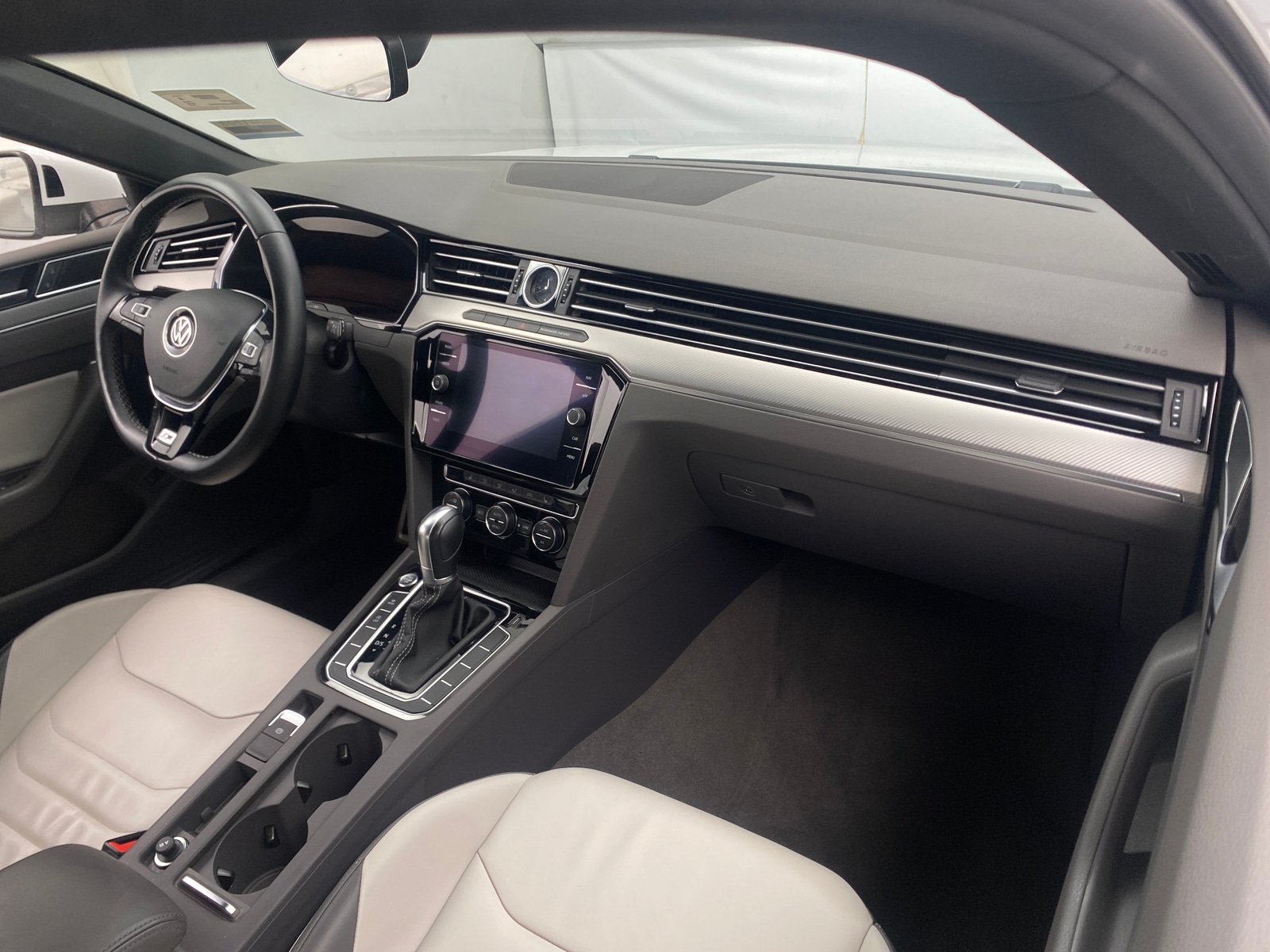 Thumbnail: 2019 Volkswagen Arteon - 3