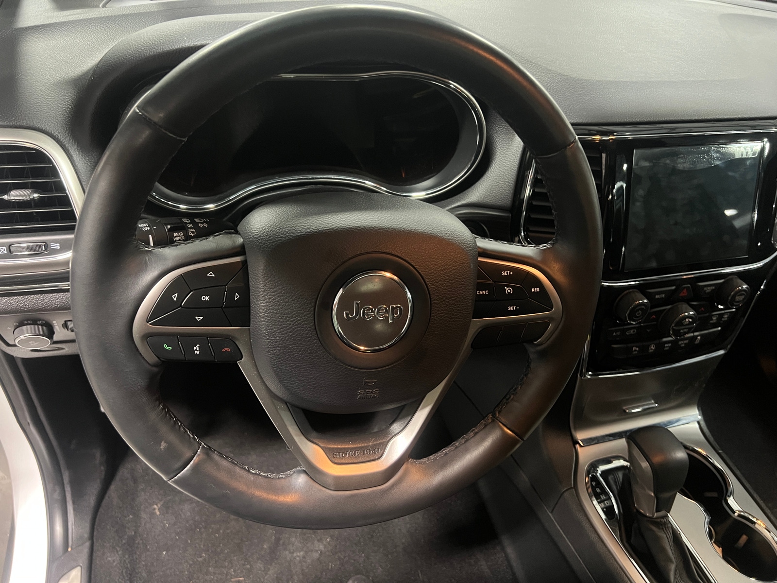 Thumbnail: 2019 Jeep Grand Cherokee - 4