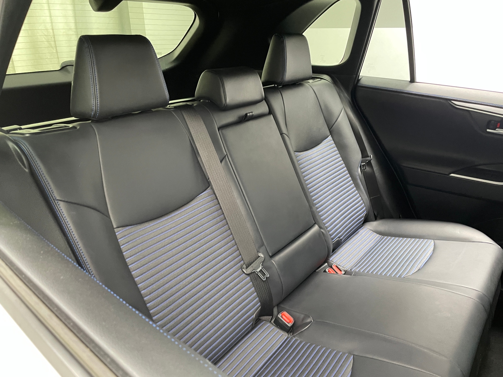 Thumbnail: 2020 Toyota RAV4 - 5