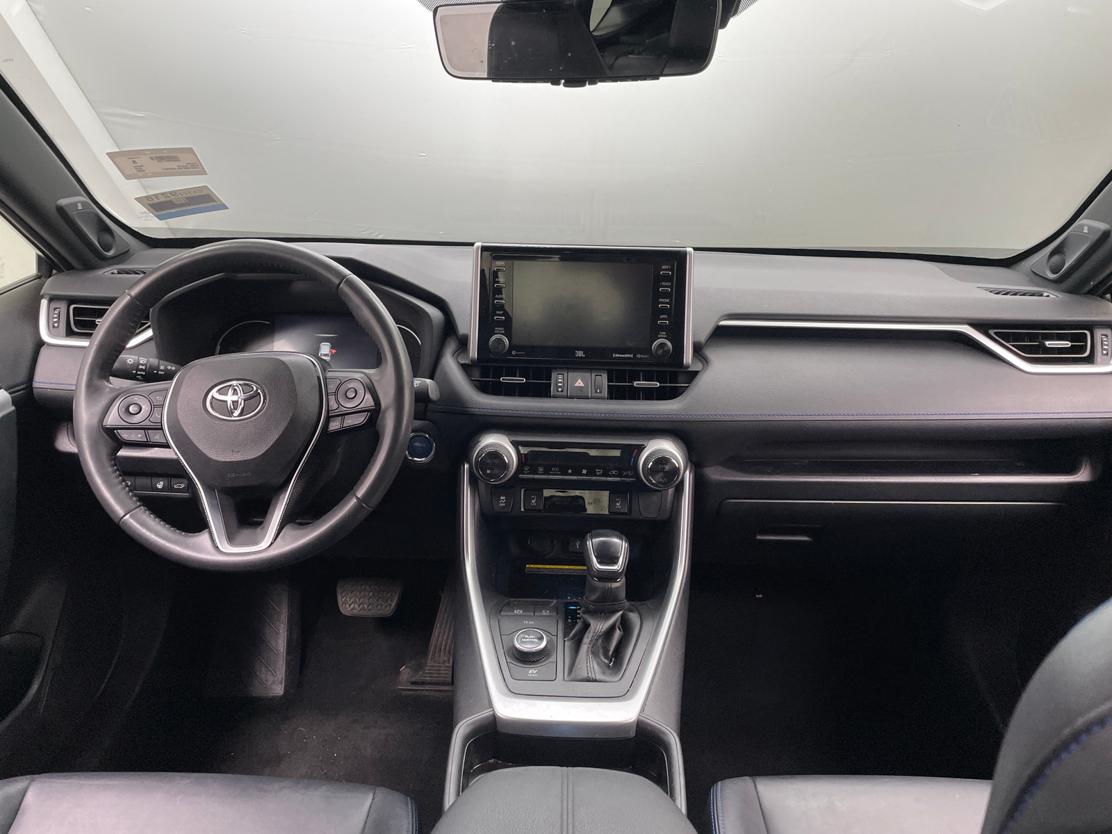 Thumbnail: 2020 Toyota RAV4 - 2