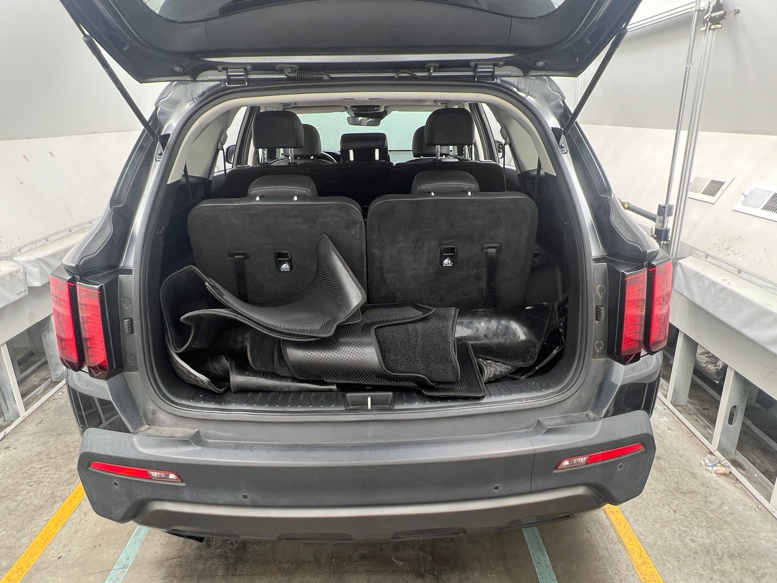 Thumbnail: 2021 Kia Sorento - 6