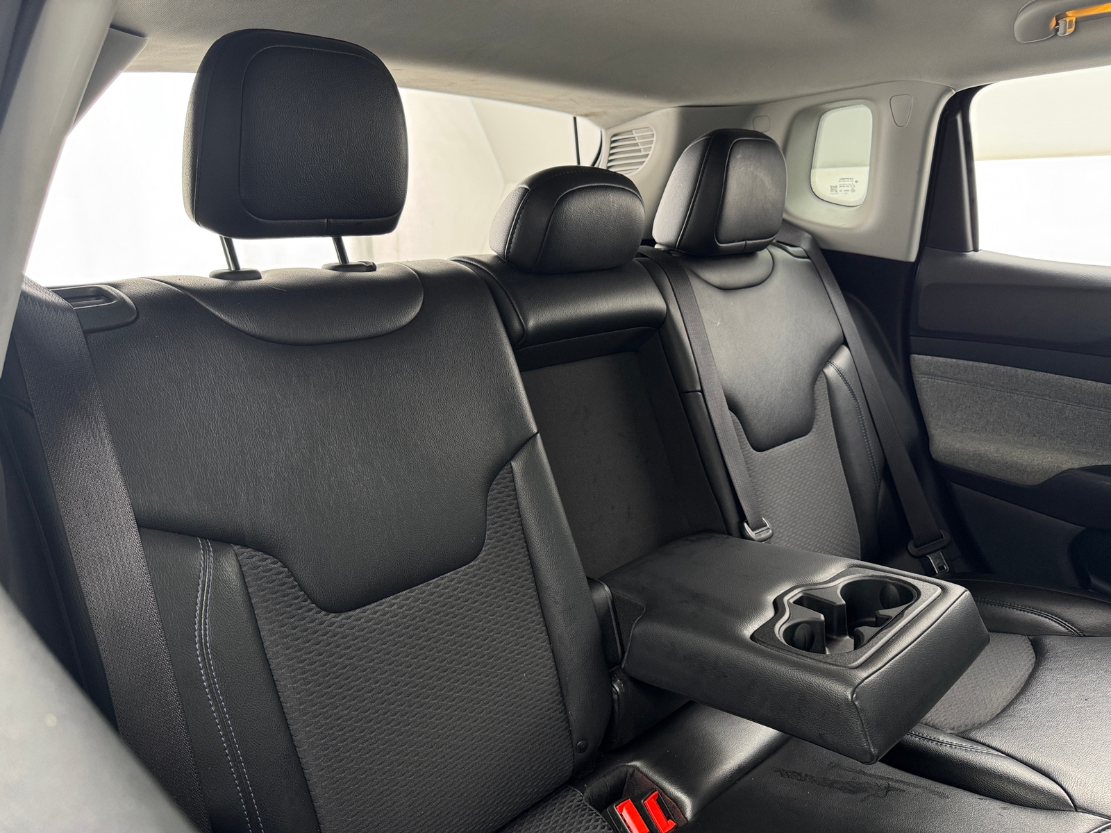 Thumbnail: 2022 Jeep Compass - 6