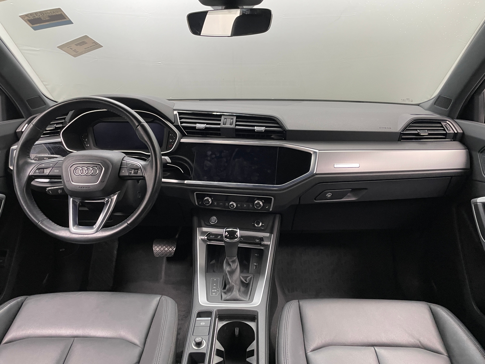 Thumbnail: 2020 Audi Q3 - 2