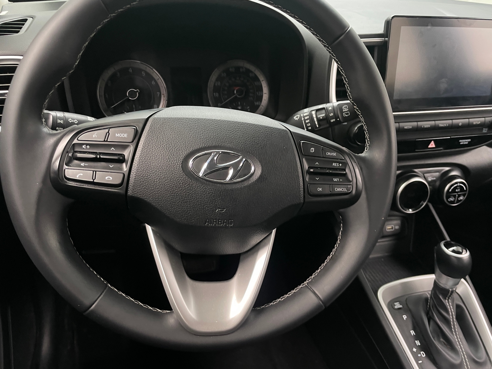 Thumbnail: 2022 Hyundai Venue - 5