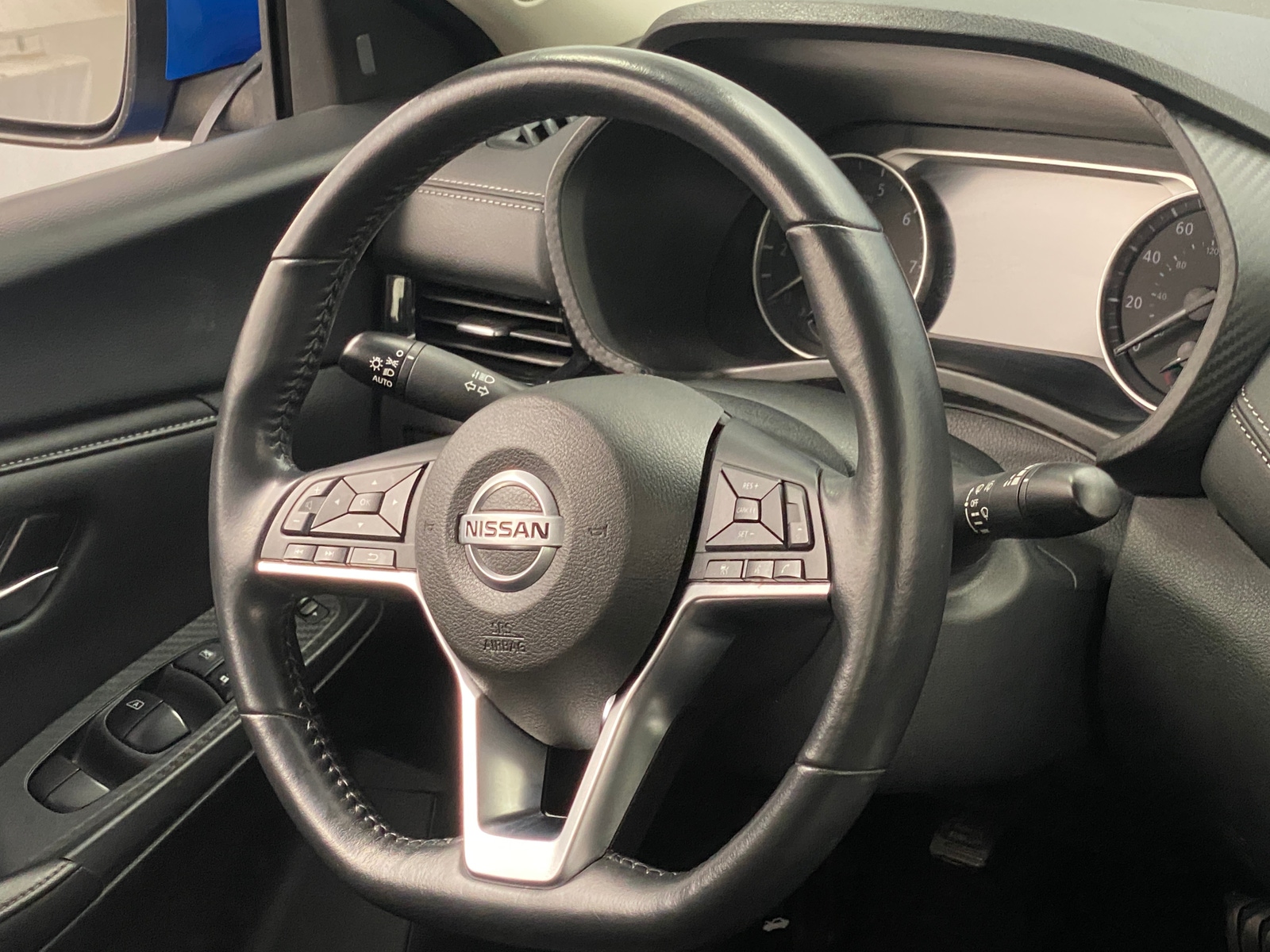 Thumbnail: 2023 Nissan Sentra - 5