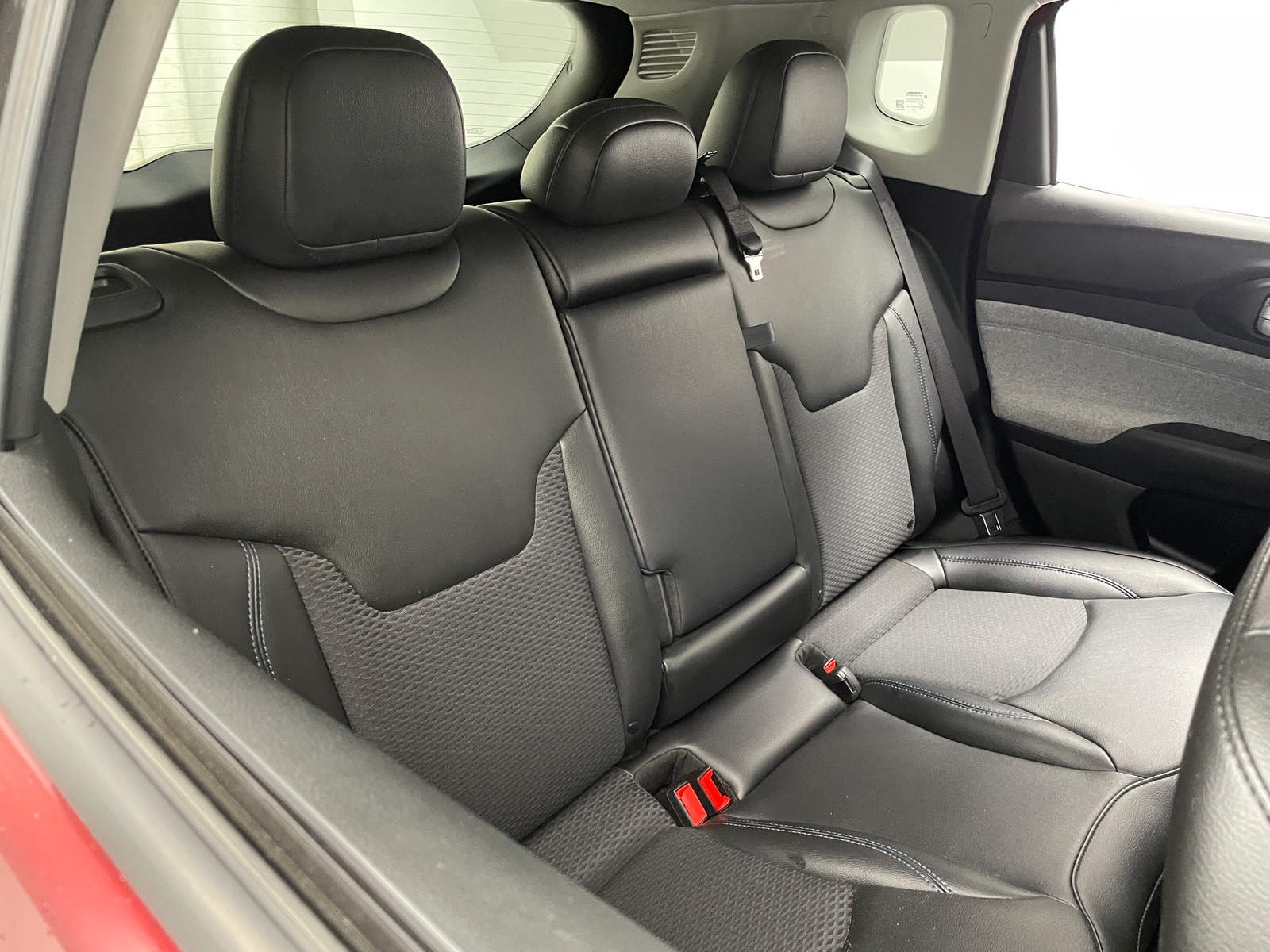 Thumbnail: 2022 Jeep Compass - 6