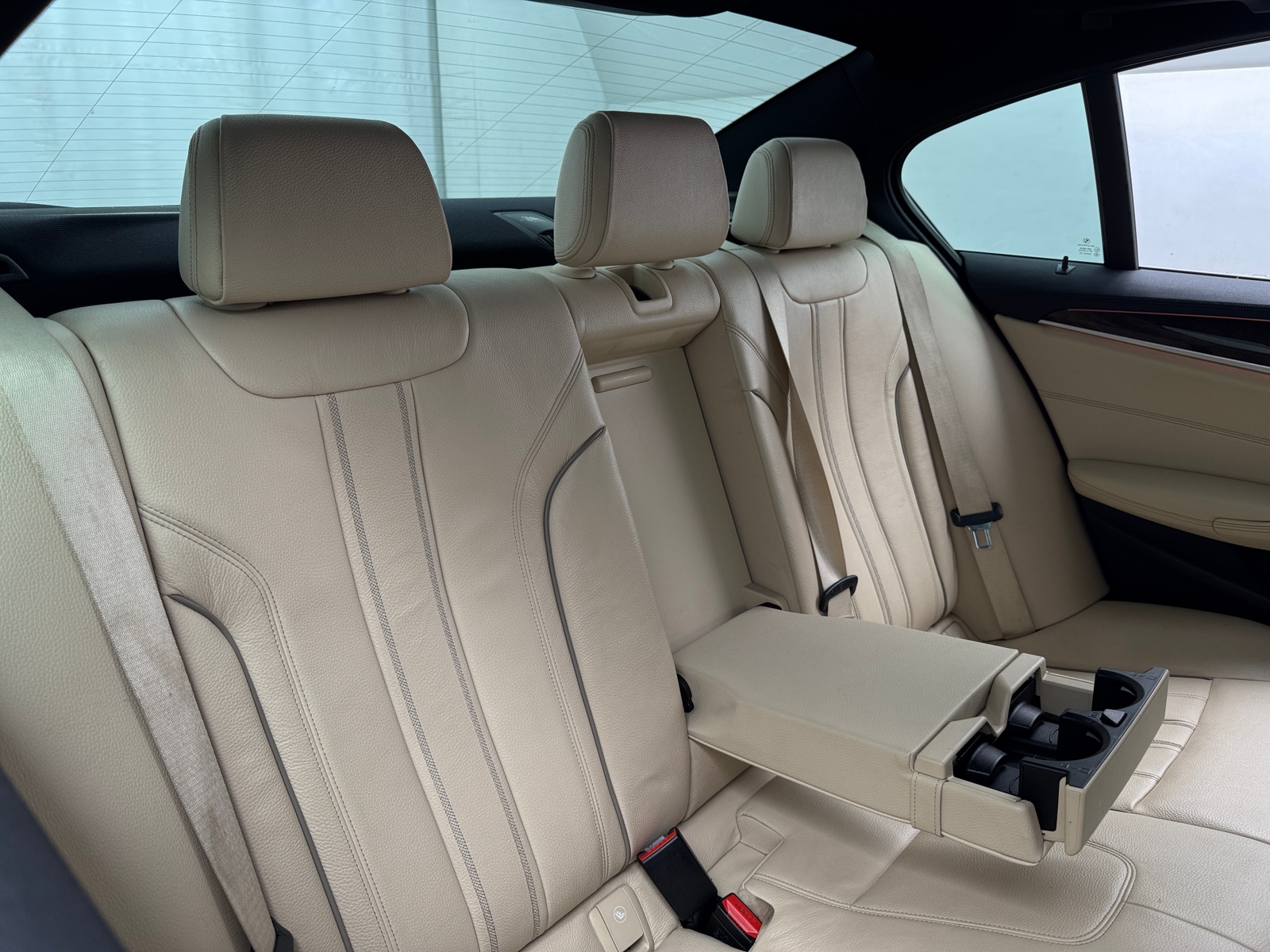 Thumbnail: 2018 BMW 5 Series - 5