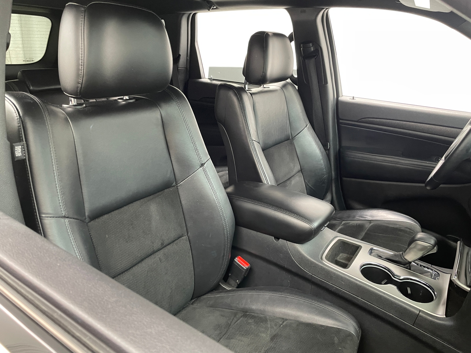 Thumbnail: 2017 Jeep Grand Cherokee - 2