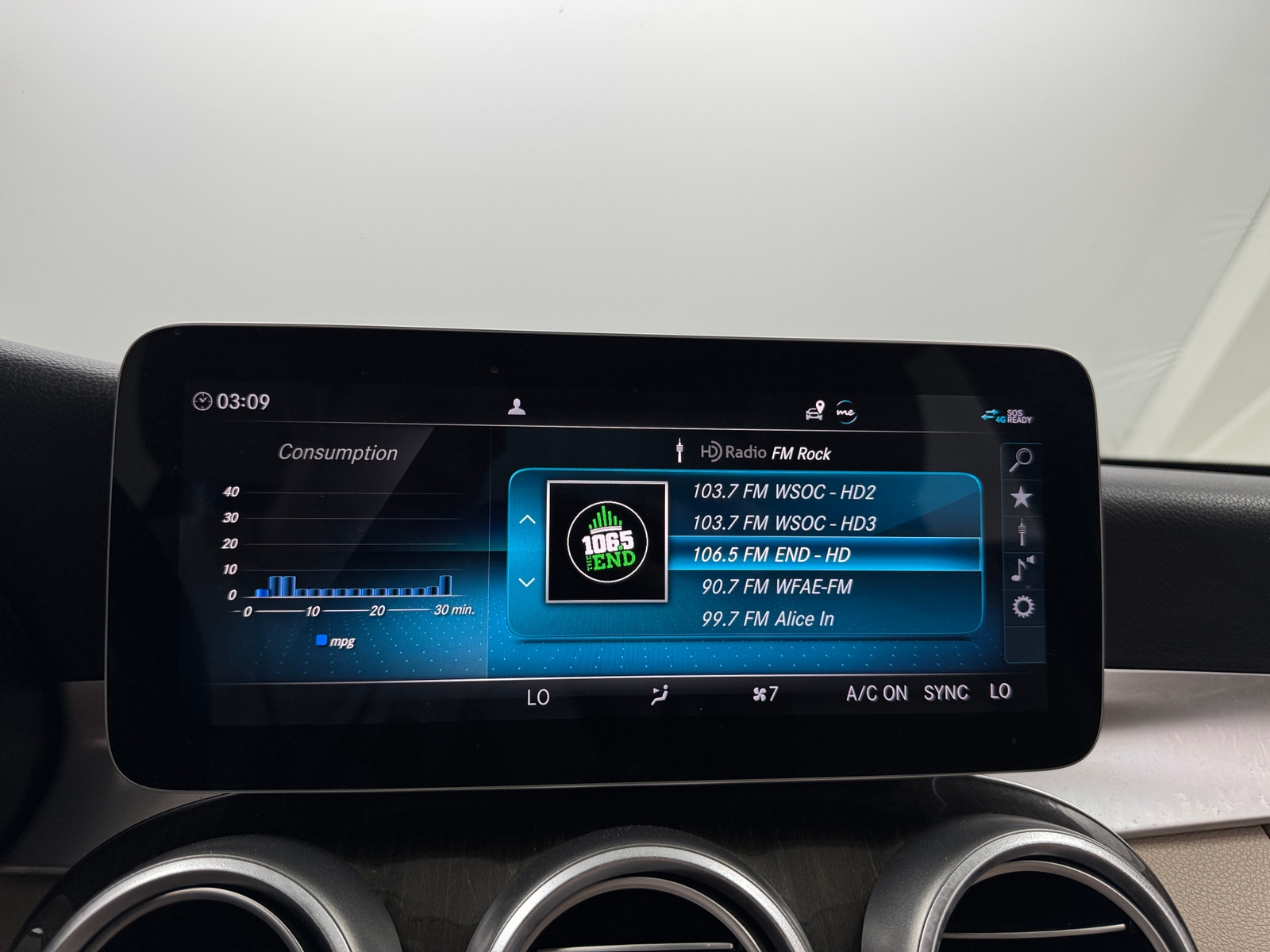 Thumbnail: 2020 Mercedes-Benz C-Class - 4