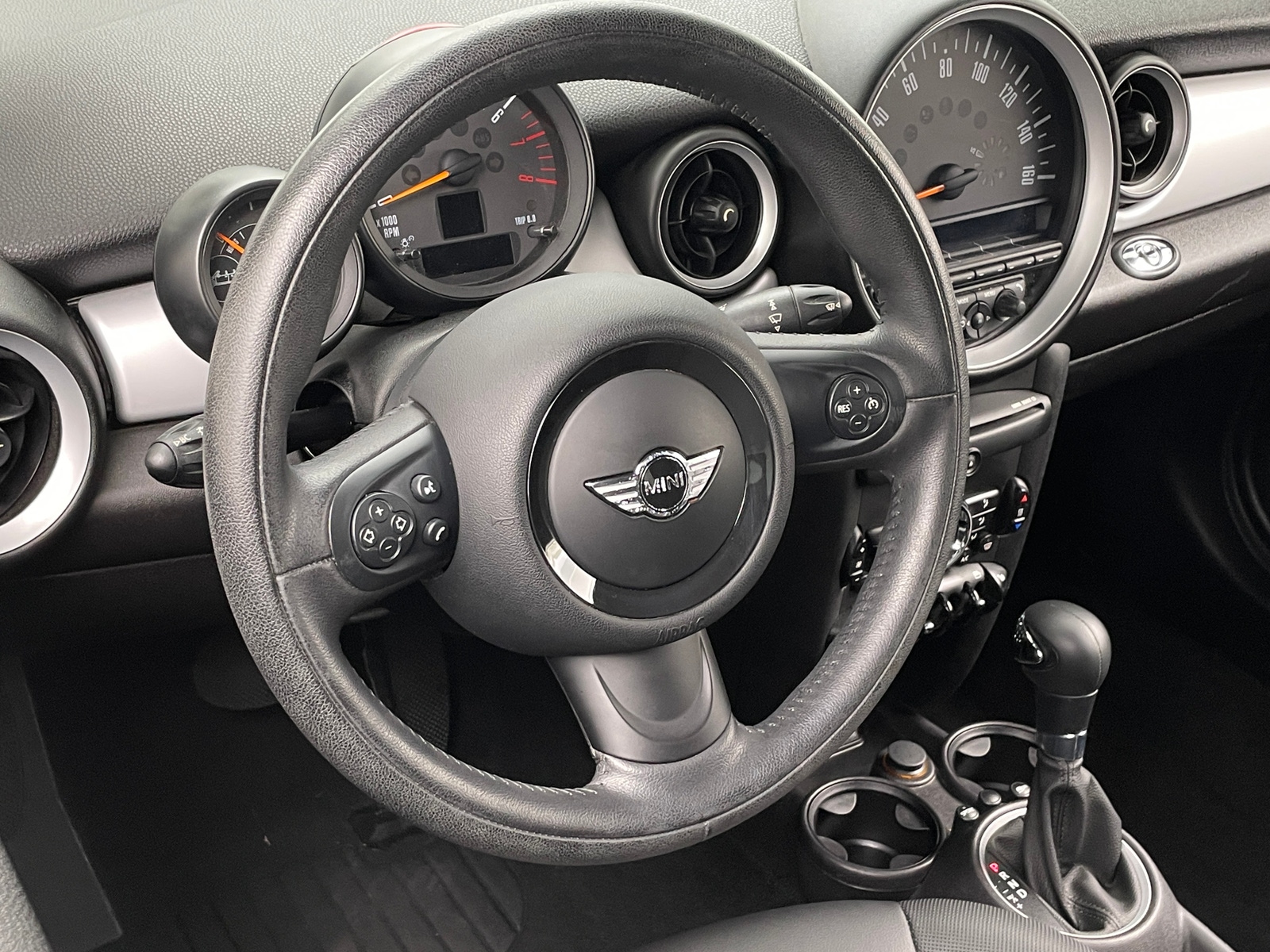 Thumbnail: 2015 MINI Cooper Convertible - 5