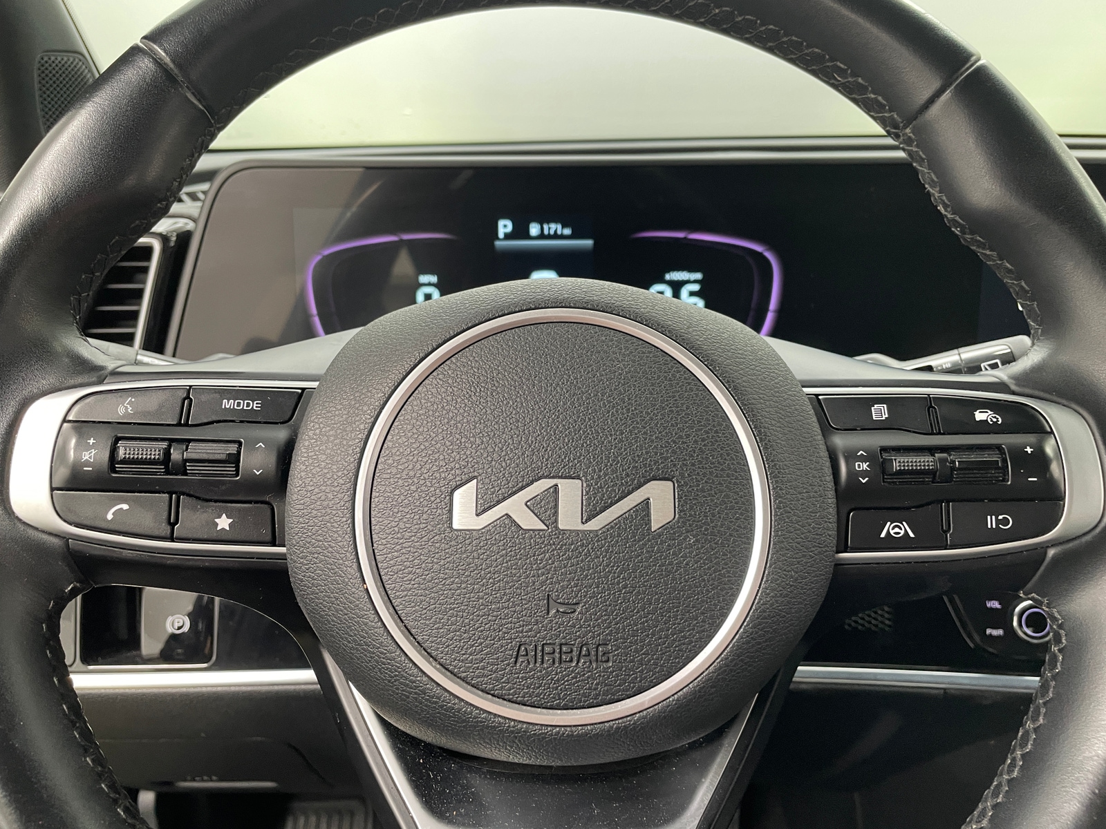 Thumbnail: 2023 Kia Sportage - 4