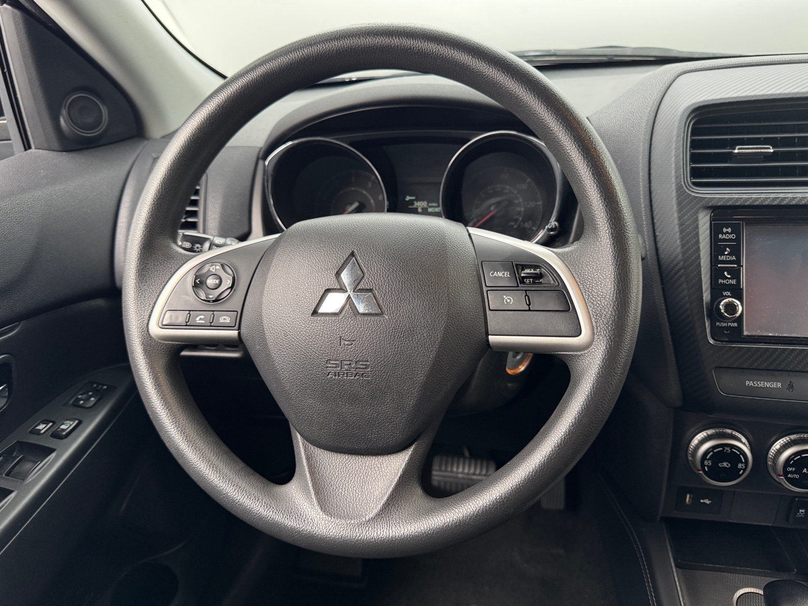 Thumbnail: 2021 Mitsubishi Outlander Sport - 5