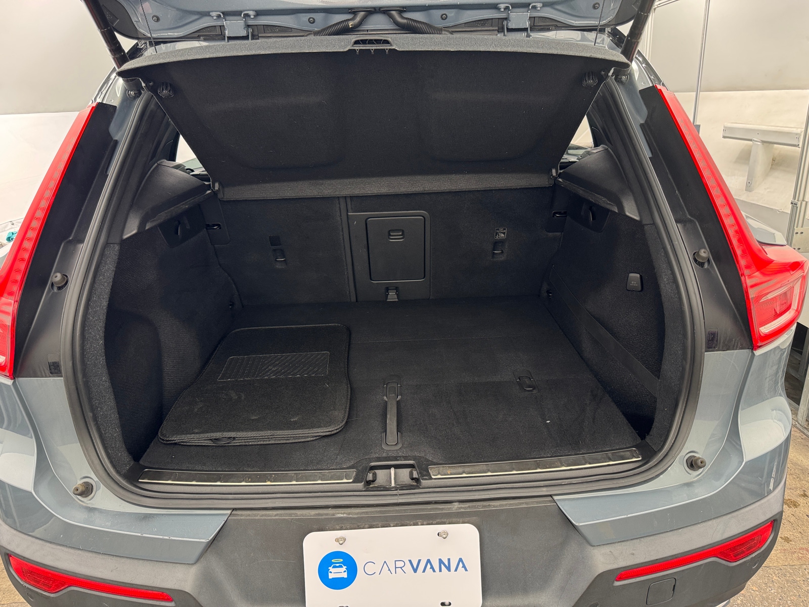 Thumbnail: 2020 Volvo XC40 - 6